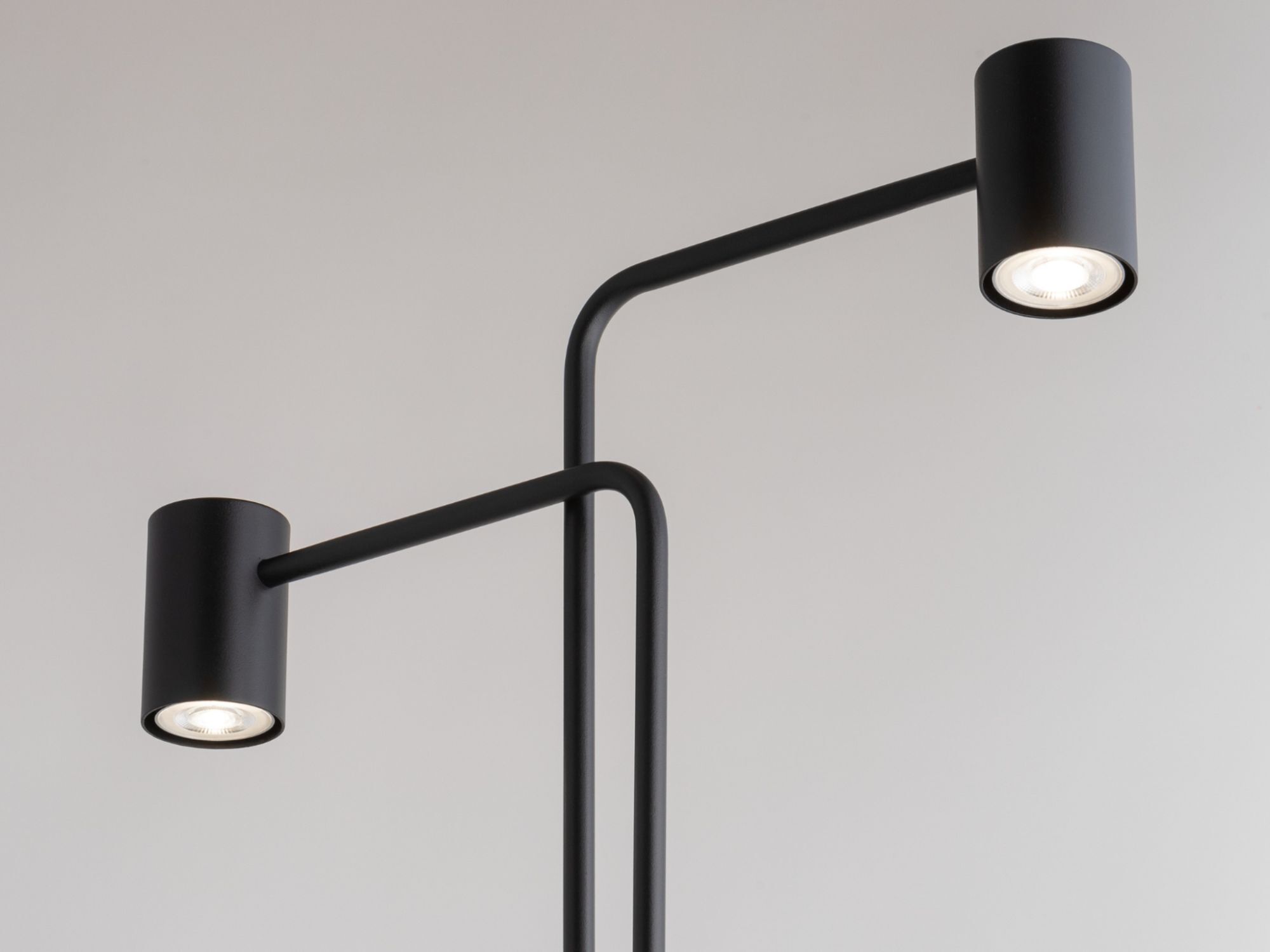 Lampadaire noir Cylindre 162 cm E27 frappant