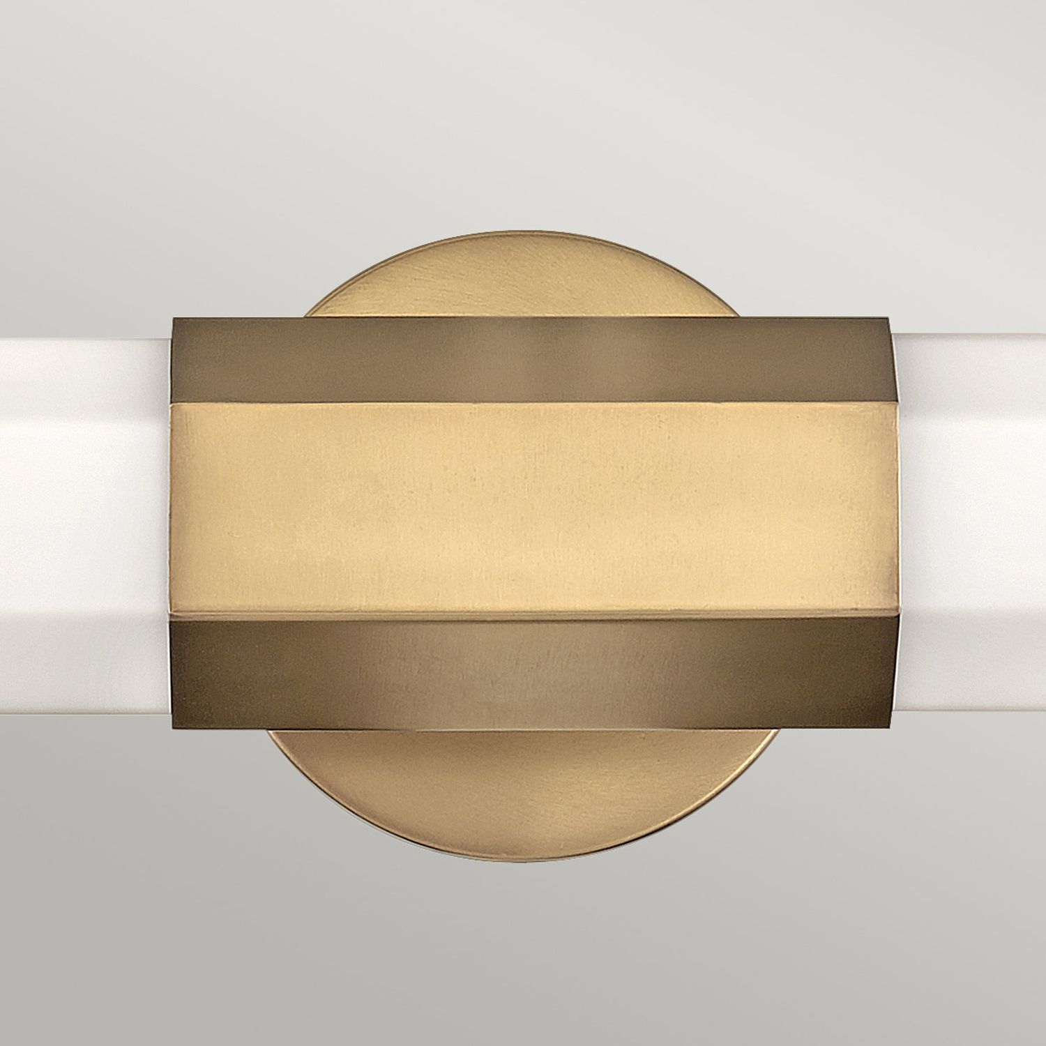 Luminaire LED pour salle de bain verre métal IP44 65,9 cm de haut allongé
