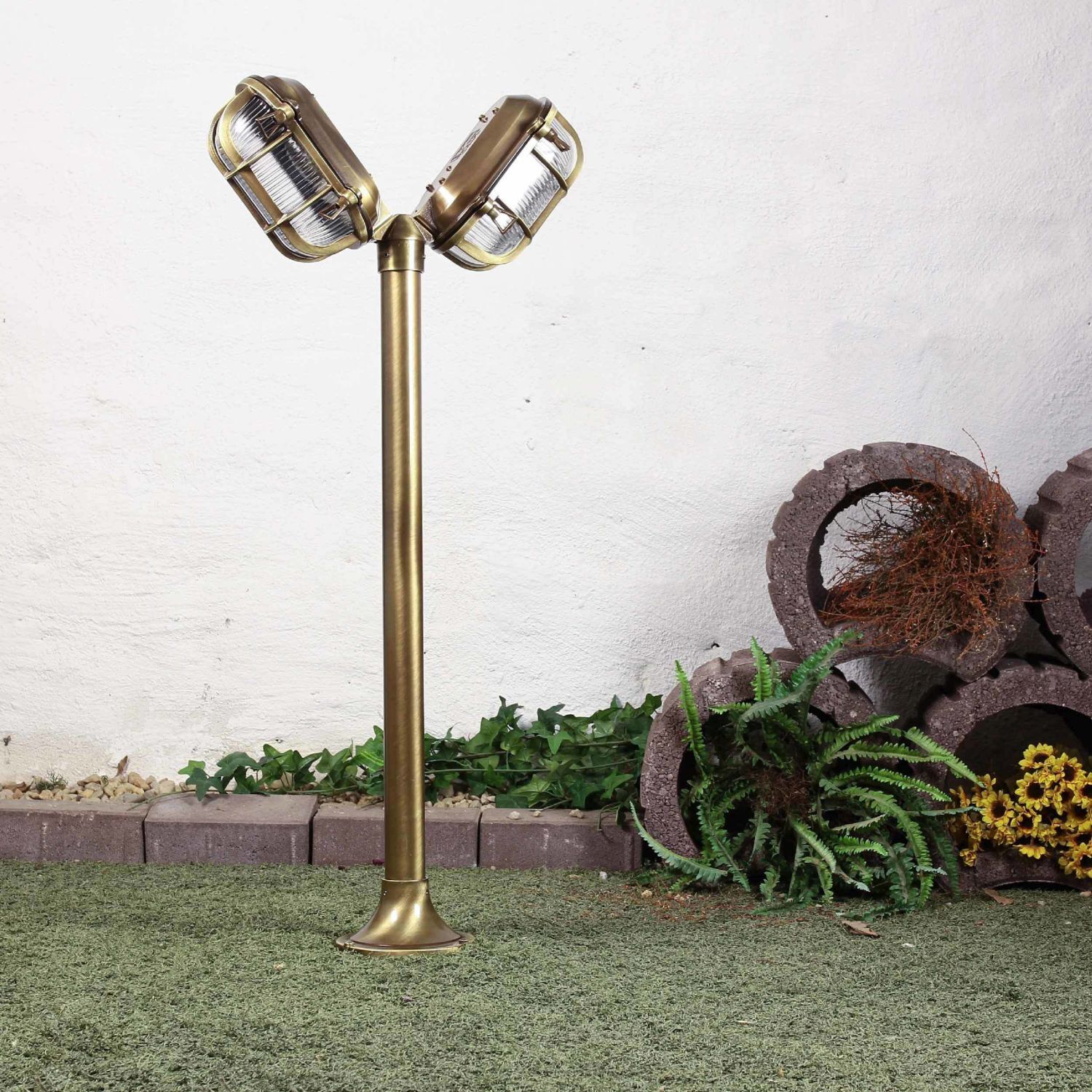 Lampadaire extérieur antique 2flmg en laiton véritable