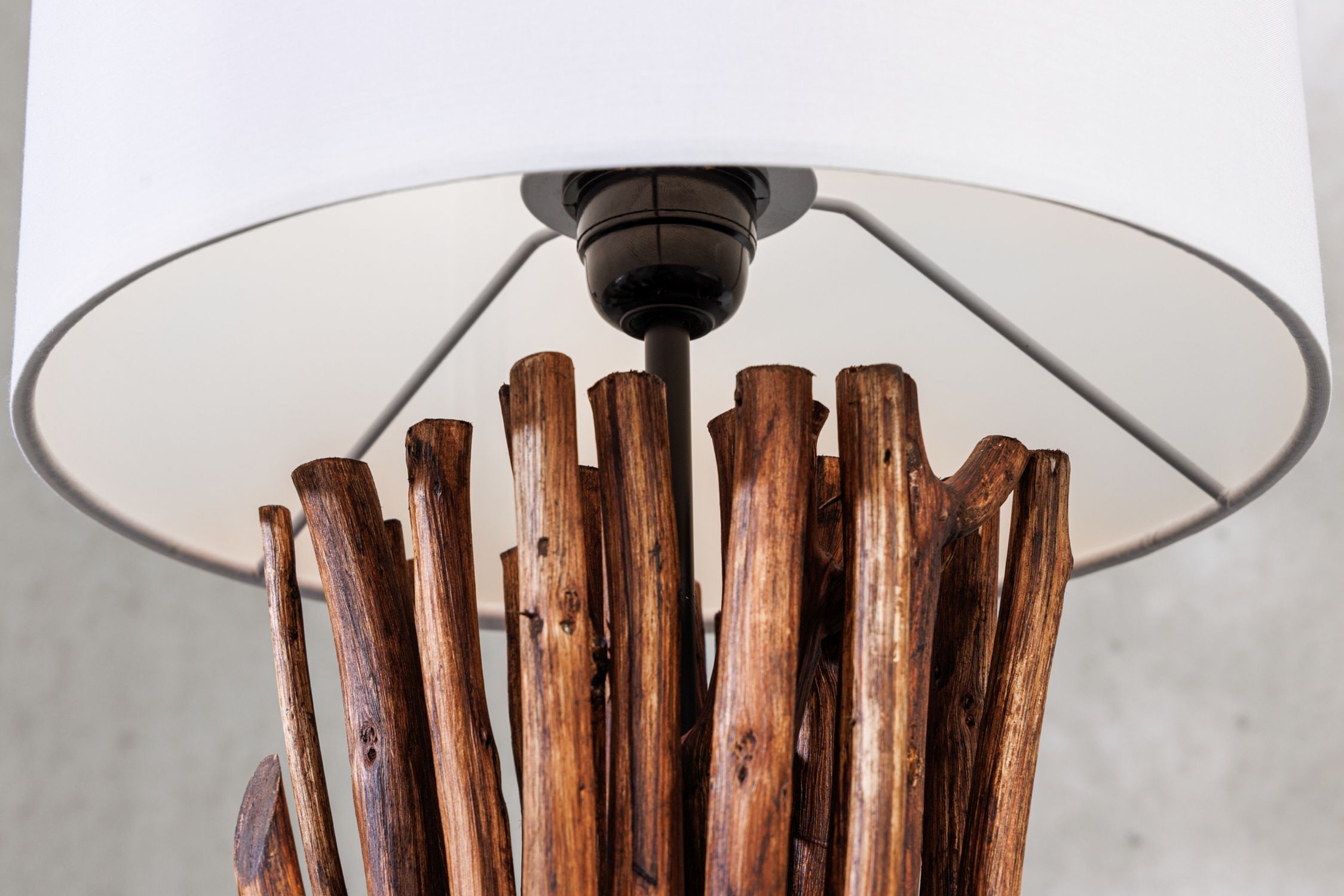 Lampe de table Blanc Bois Tissu E27 H:58 cm confortable