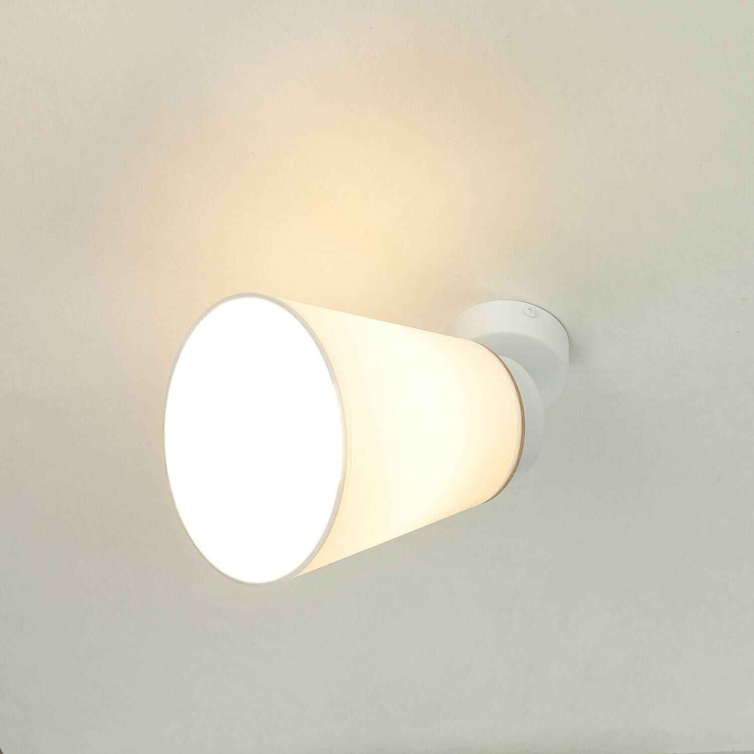 Spot Lampe blanche moderne ronde en bois