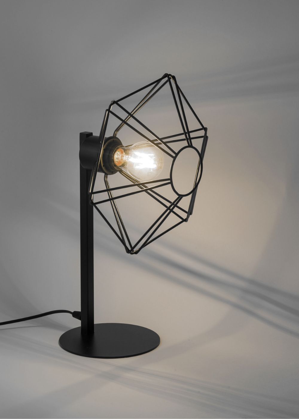 Lampadaire Noir Métal Fil H:160 cm E27 décoratif