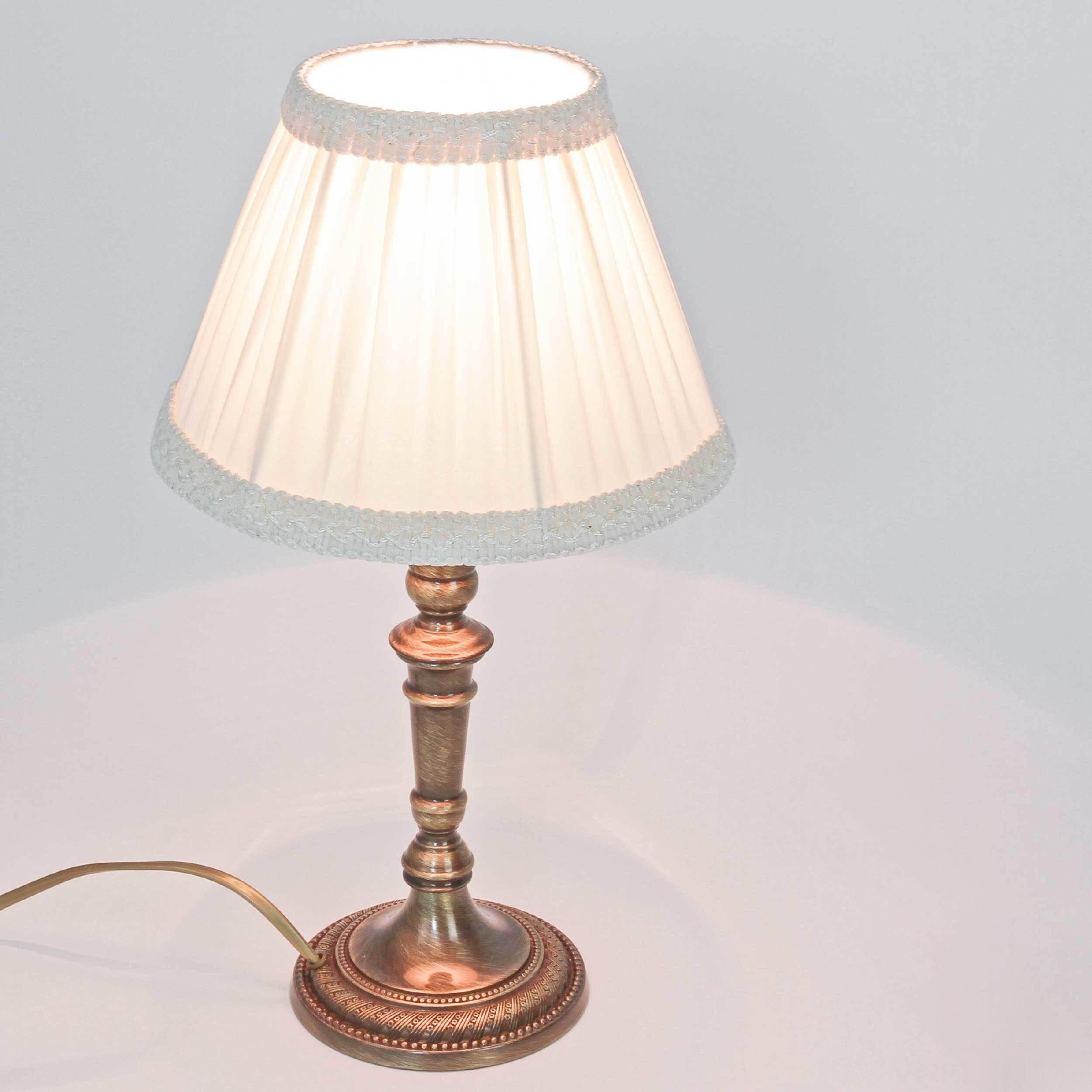 Lampe de chevet classique en laiton