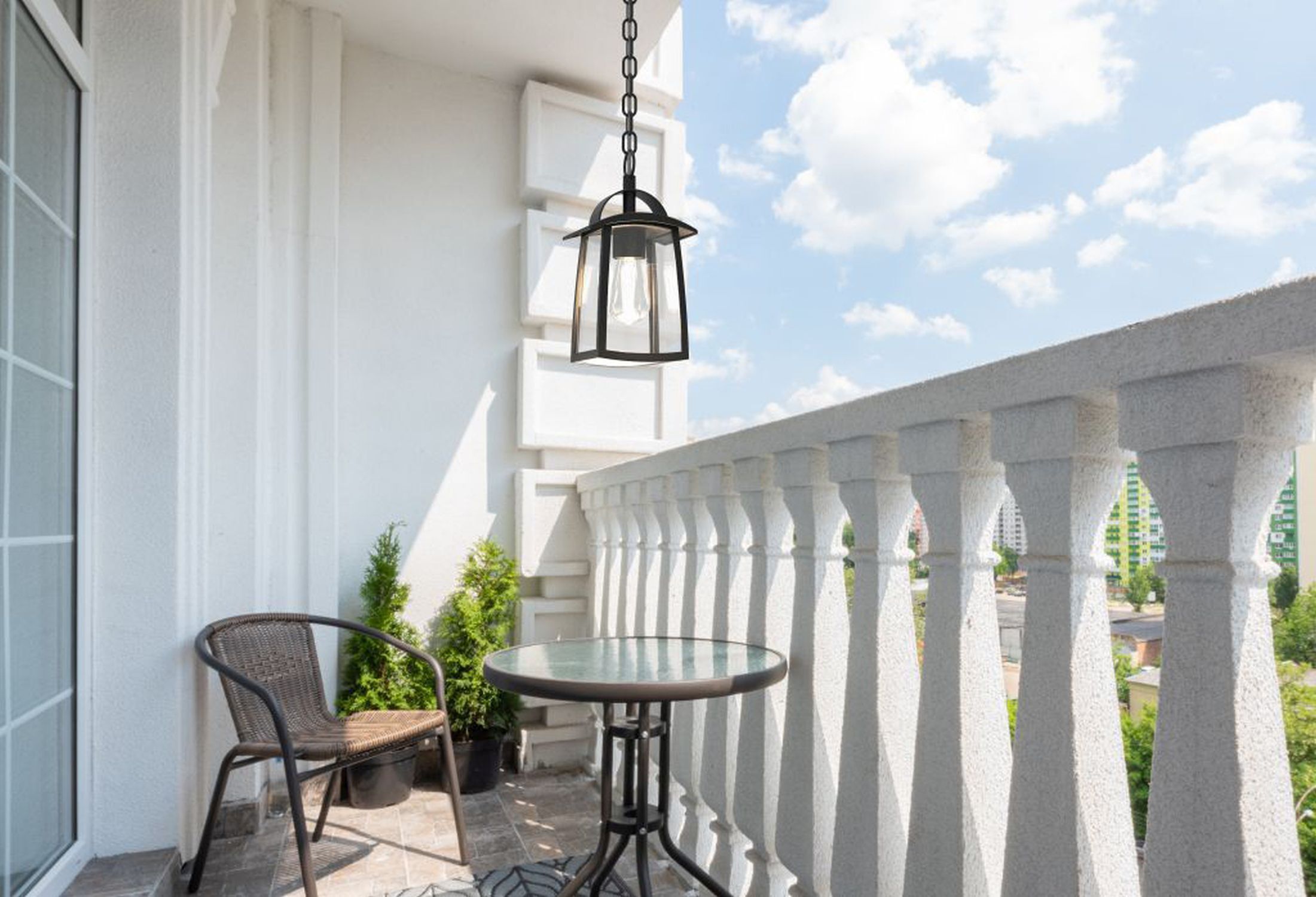 Balkon, Gebäude, Stuhl, Mobiliar, Pflanze
