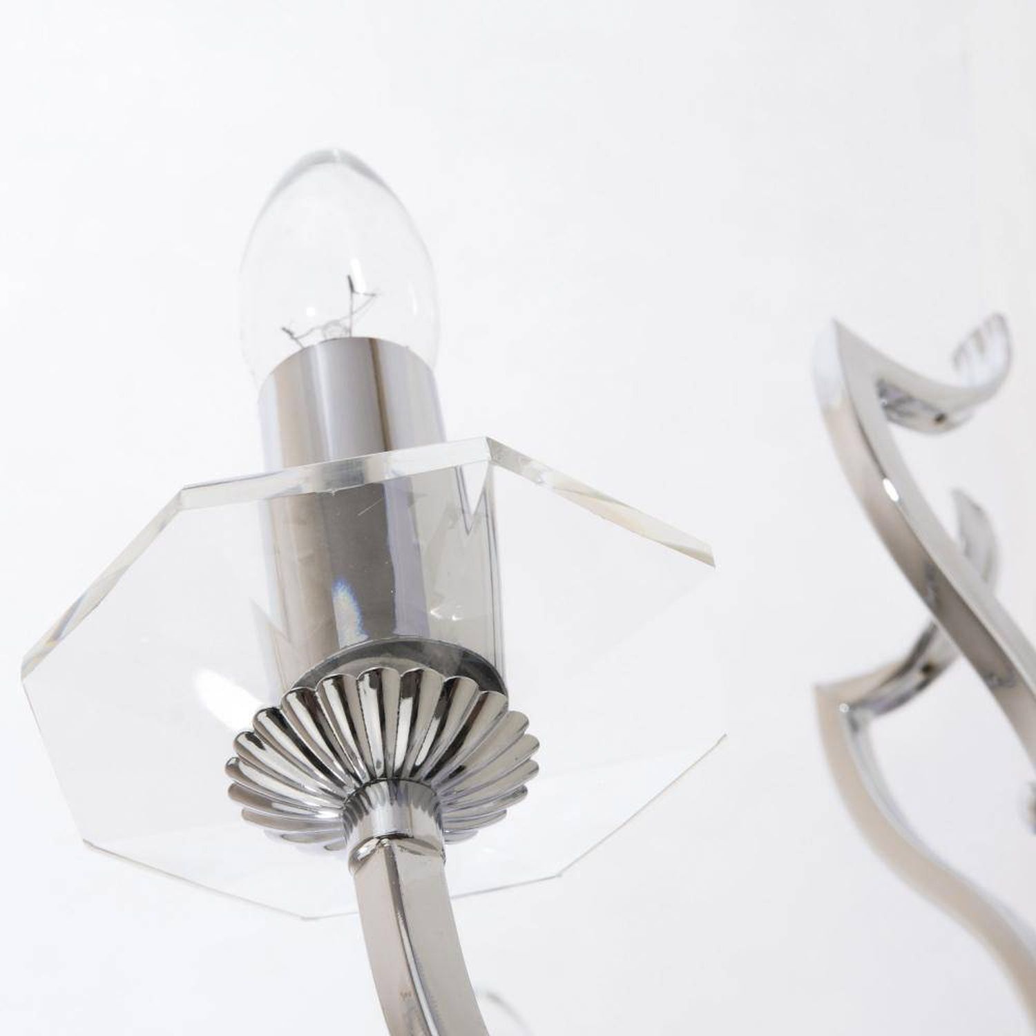 wandleuchte-wohnzimmerbeleuchtung-wohnzimmerlampe-unirea-2x-e14-bis-40w-chrom-fuer-wohnzimmer-bad-metall-glas-klassisch-le128213-03 Kronleuchter, Kristall, Glasfassung, Metall, LED-Birne