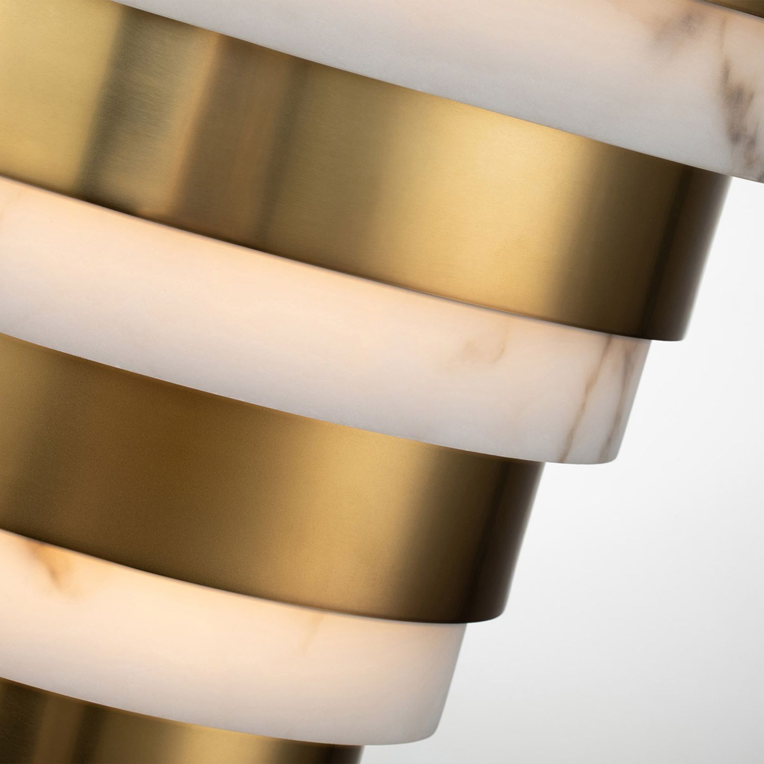 Applique LED H : 35,7 cm en laiton vieilli aspect albâtre