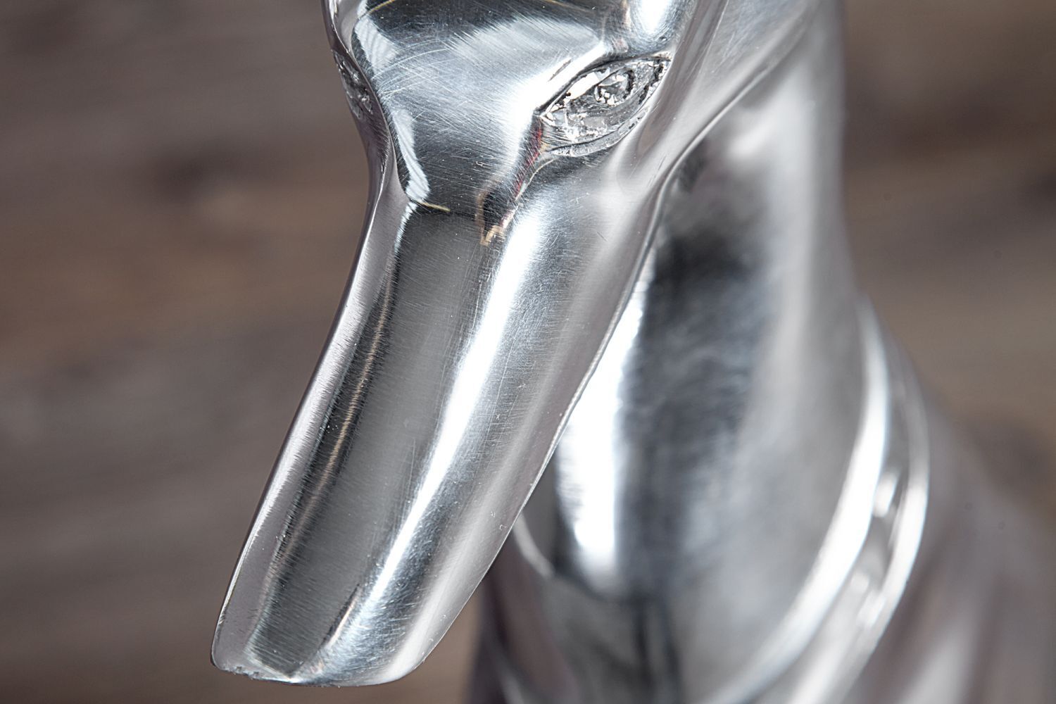 Deko Statue Windhund Aluminium 25x40 cm in Silber Sinken, Waschbeckenhahn