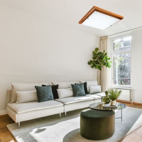 Plafonnier LED bois rustique carré salon