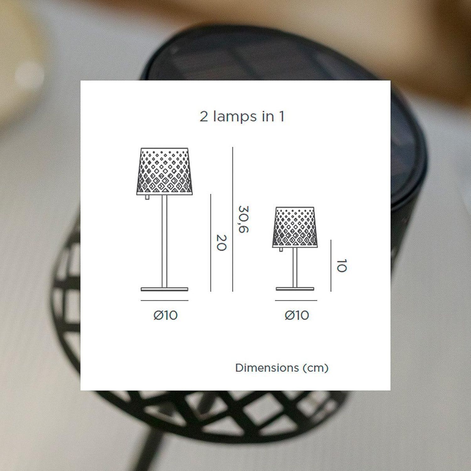 Lampe, Visitenkarte, Text, Elektrisches Gerät, Mikrophon