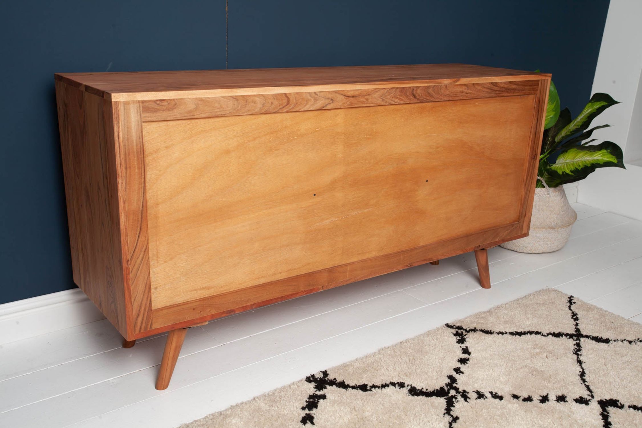 Sideboard acacia 145 x 75cm façades 3D rétro tiroirs portes Sideboard acacia 145 x 75cm façades 3D rétro tiroirs portes