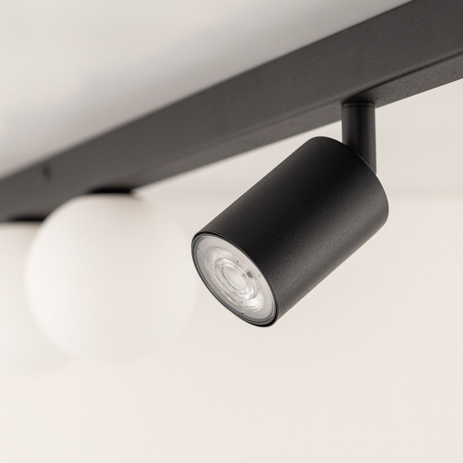 Plafonnier 115 cm long métal verre 2x GU10 + 2x G9 Beleuchtung, Lampe