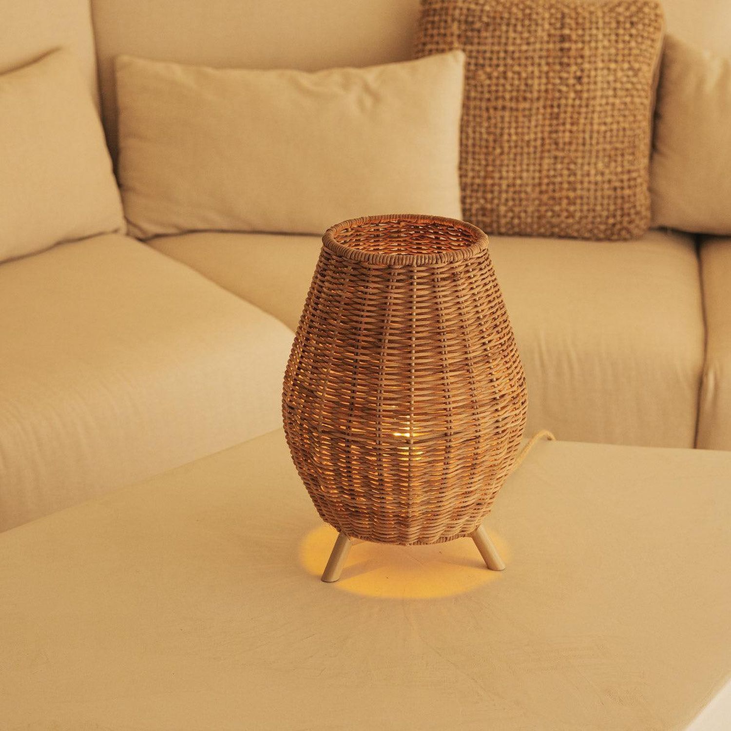 Lampe de table en rotin H : 32,5 cm Trépied naturel E27 FULDE Lampe, Kunst, Kunsthandwerk