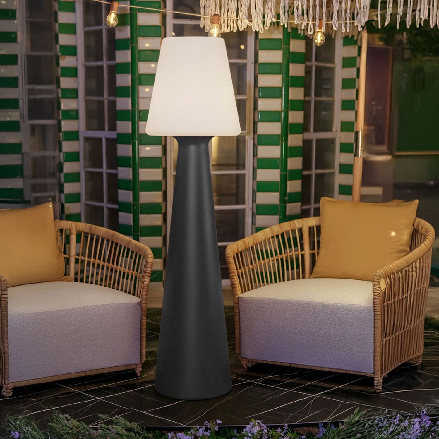 Tischleuchte, Außenbereich, Standlampen, Dreibein-Lampe, Lounge Möbel