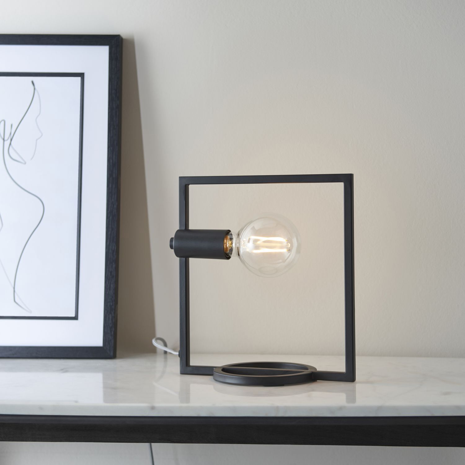 Lampe de table noire H : 29,5 cm rectangulaire petite Métal Moderne E27