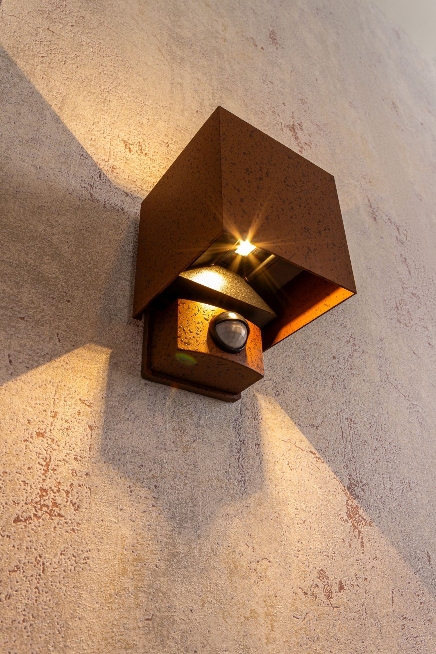 Applique LED Détecteur de mouvement Marron rouille Up Down IP54 Beleuchtung