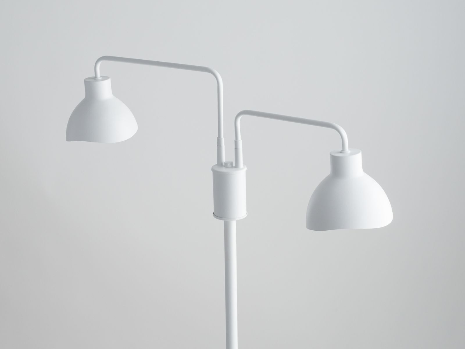 Lampadaire 2 flammes Blanc Métal Lire E27 162 cm de haut