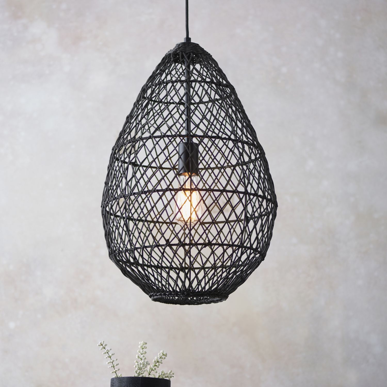 Lampe à suspendre noire en rotin métal Ø 35 cm artisanale Boho