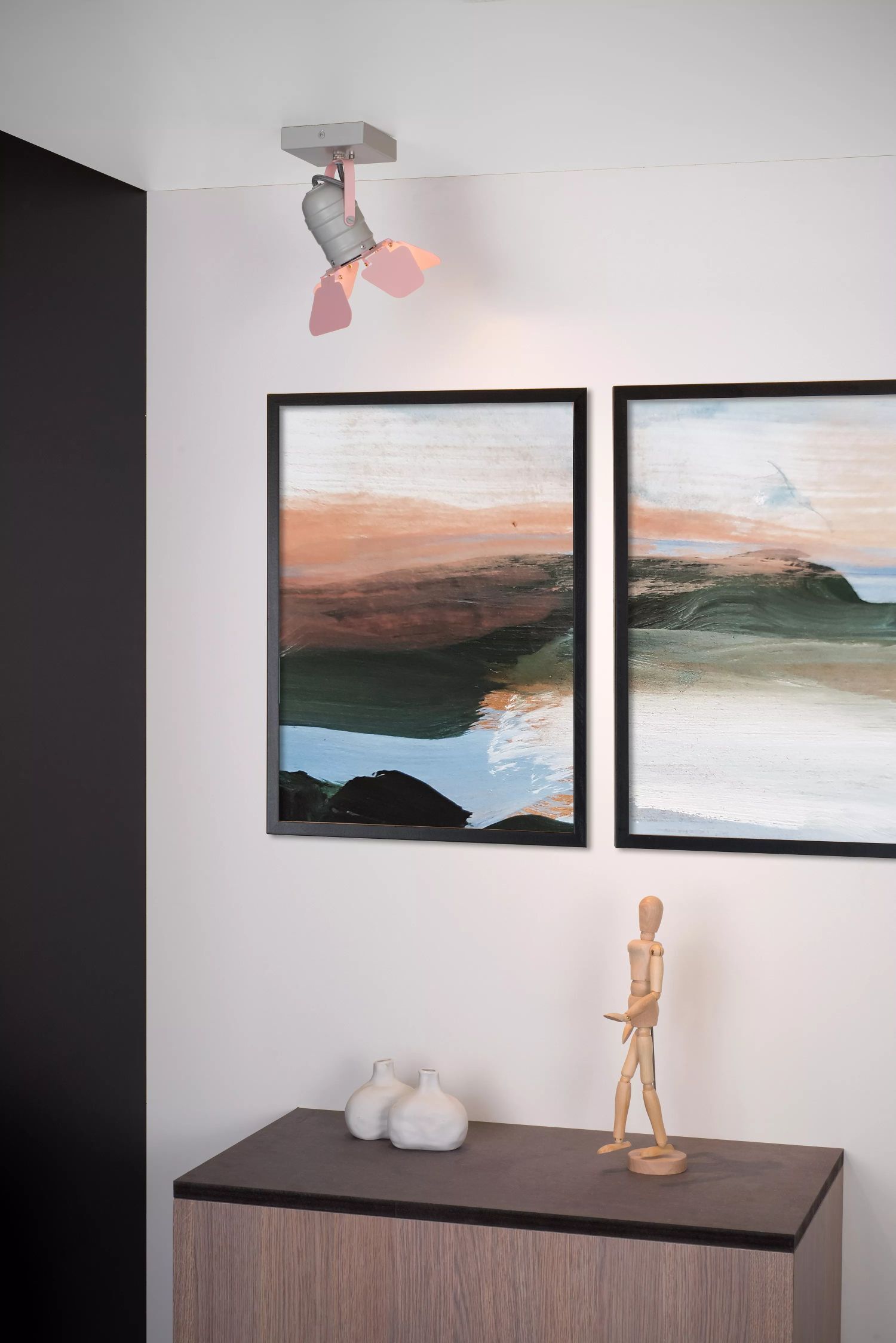 Drinnen, Innenarchitektur, Deckenventilator, Gemälde, Person