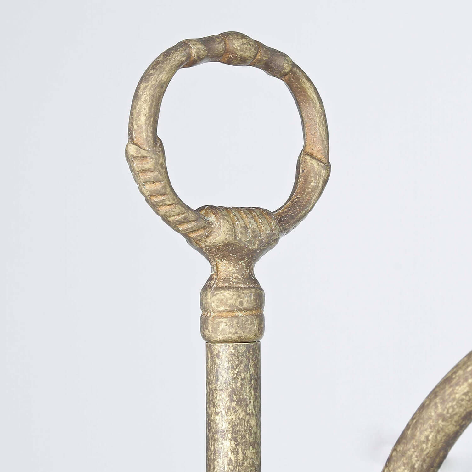 Lampe de table en laiton antique bronze Person