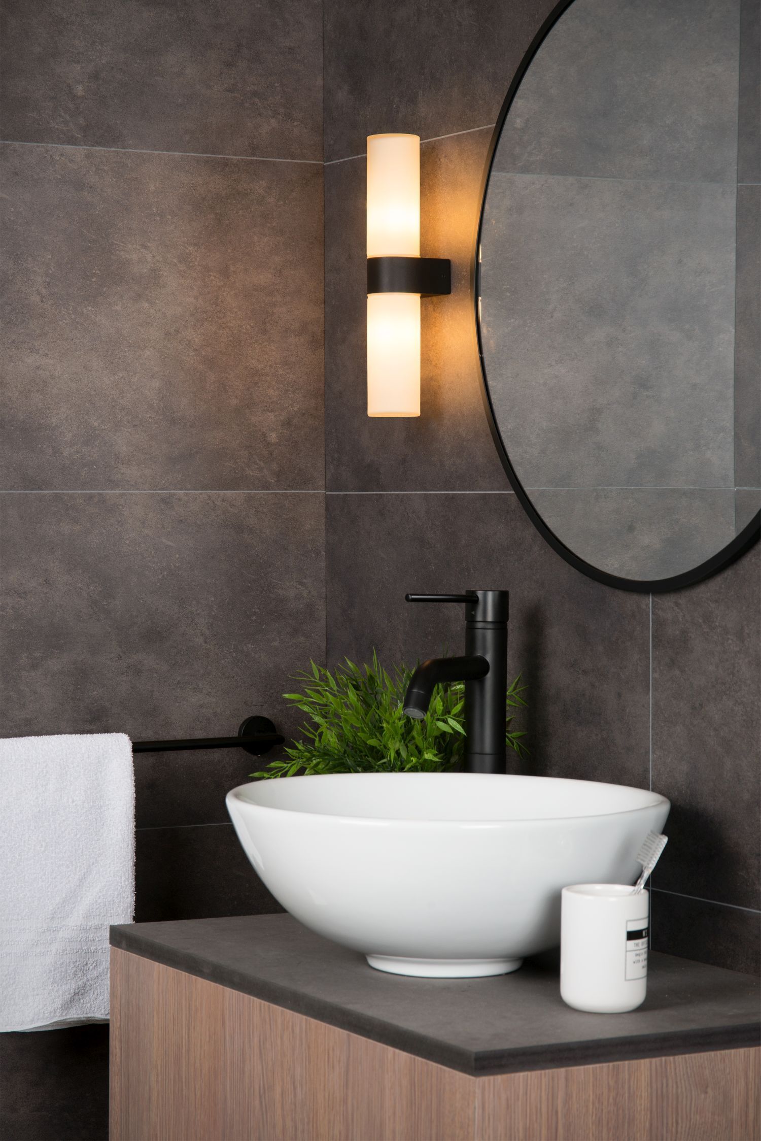 Wandlampe Up Down Glas G9 IP44 2-flammig L:29 cm Becken