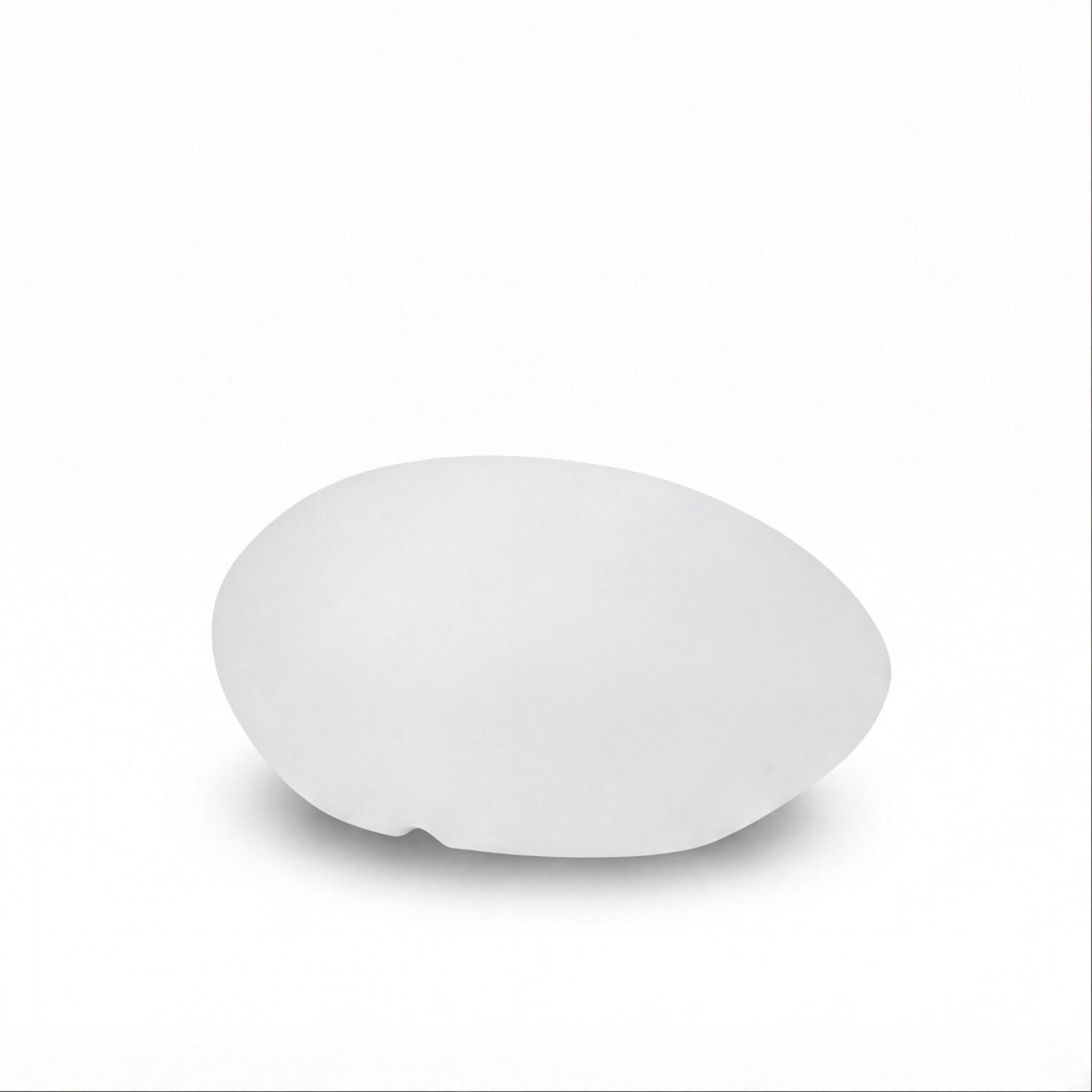 weißer Stein, glatte Oberfläche, ovale Form, minimalistisch, Produktzubehör