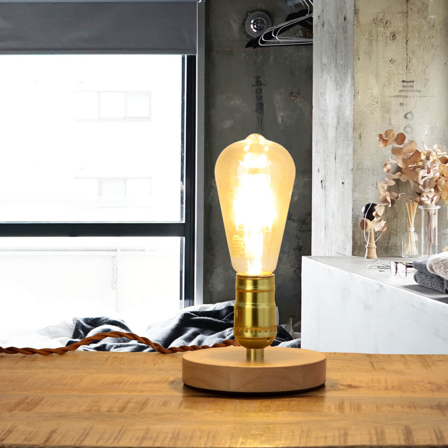 Dekorative Tischlampe EDISON Industrial Design rund Lampe