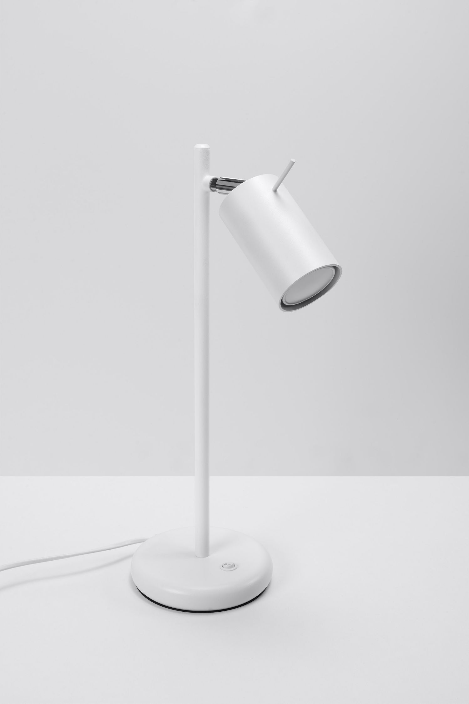 Lampe de bureau métal hauteur 43 cm orientable blanc