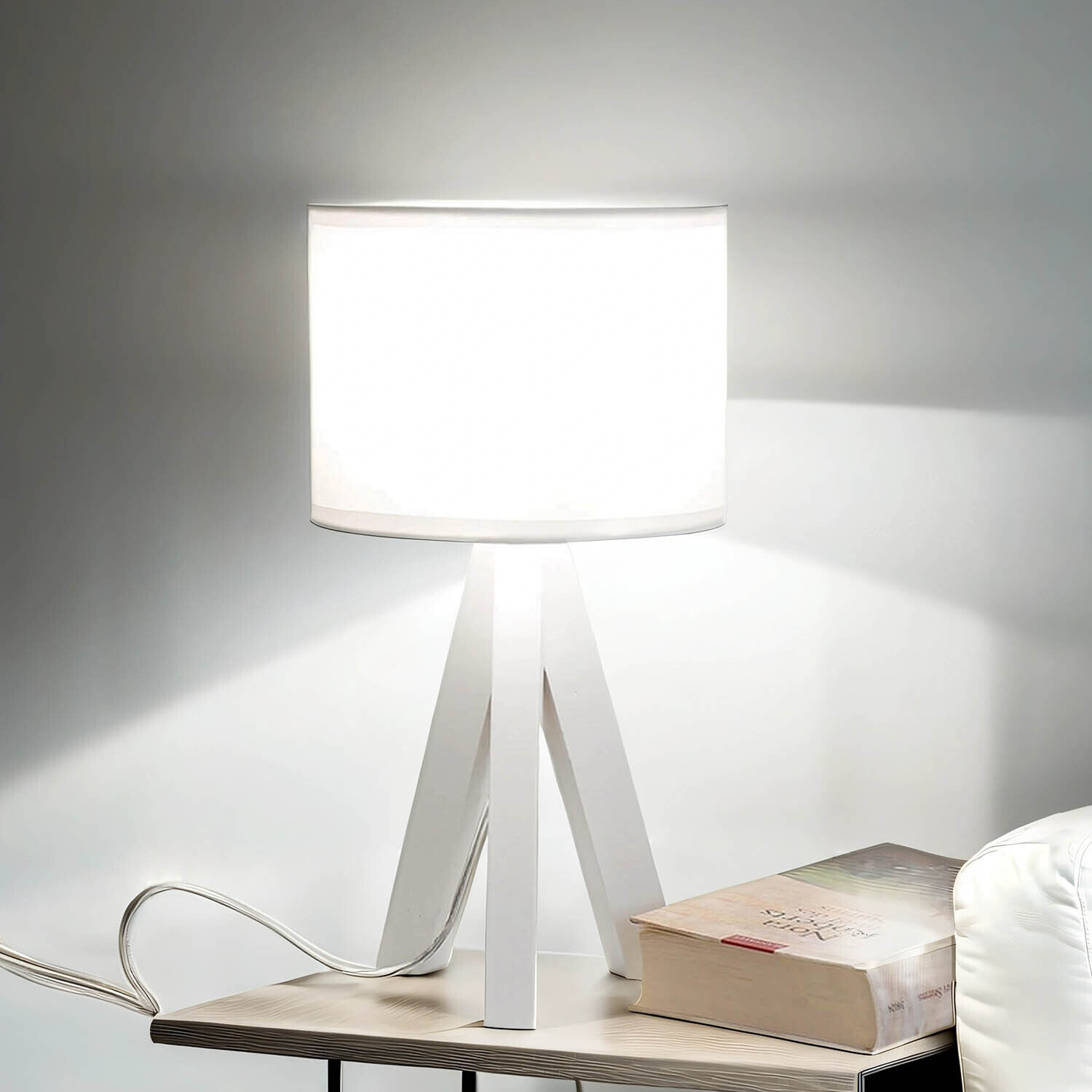 Lampe de chevet bois tissu tripode E14 blanc