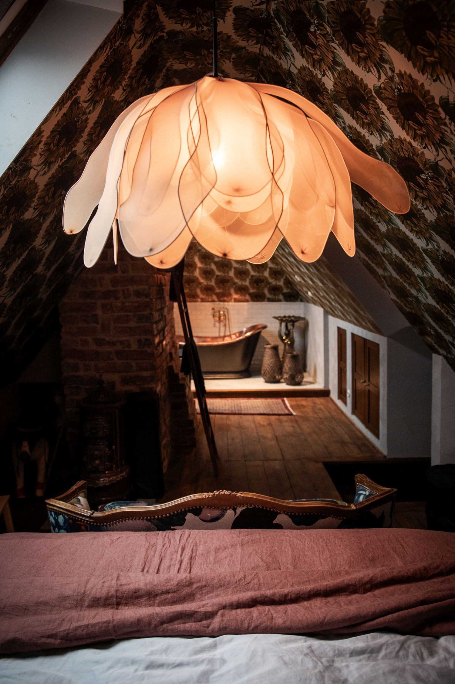 pendant light, home decor, perlenlampe, pink shade, werkstatt-atelierzimmer