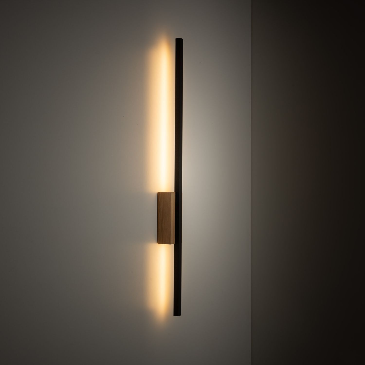 Applique LED lumière indirecte 79 cm de haut métal bois 3000 K Beleuchtung, Lampe
