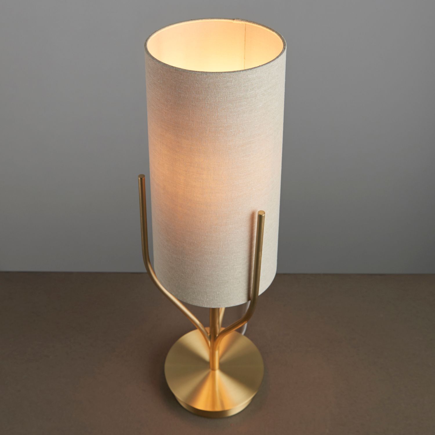 Lampe de table tissu métal 60 cm de haut en laiton crème E27