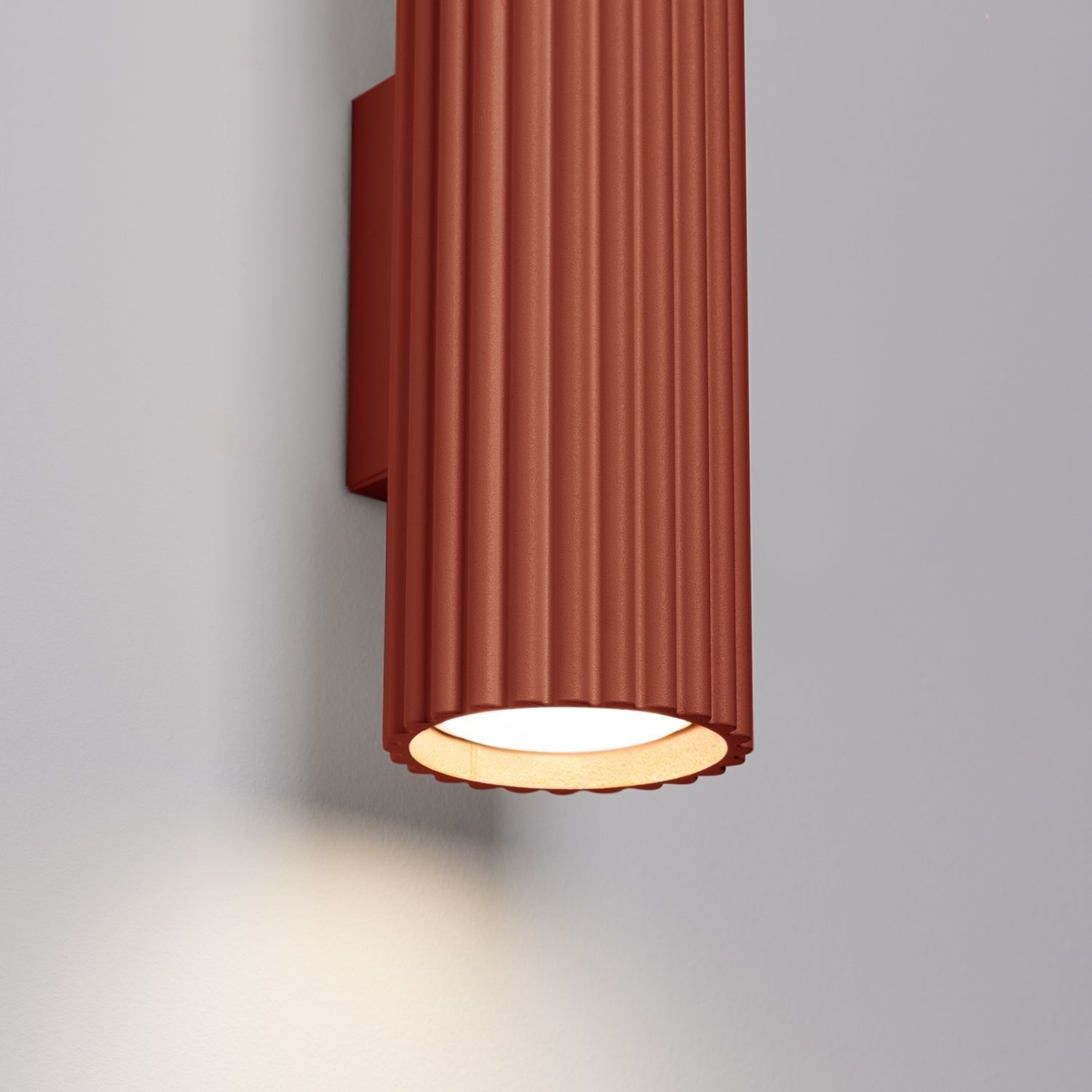 Applique murale Up Down petite H : 20 cm rouge GU10 2 flammes