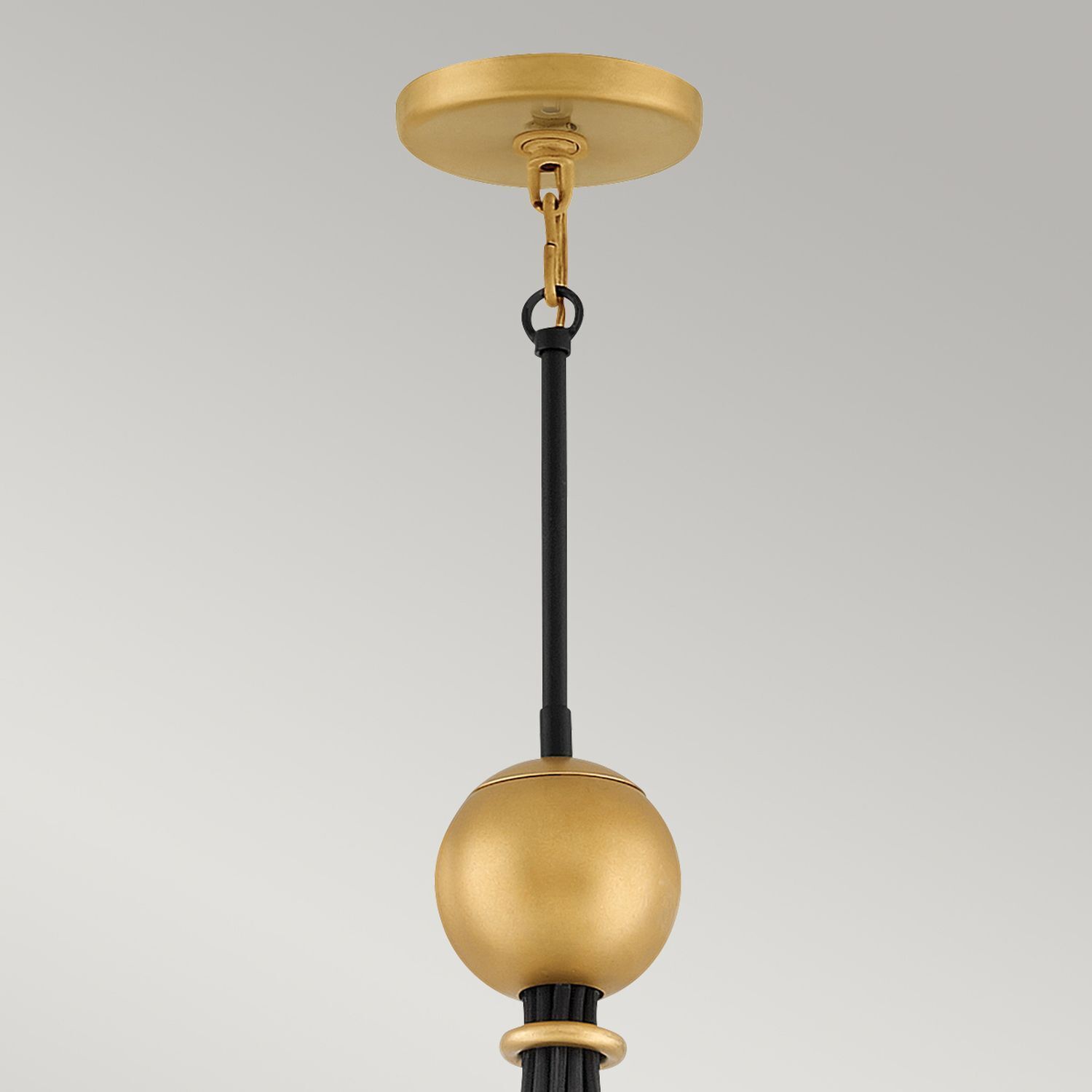 Suspension en métal L : 65,1 cm H : max. 185,3 cm E14