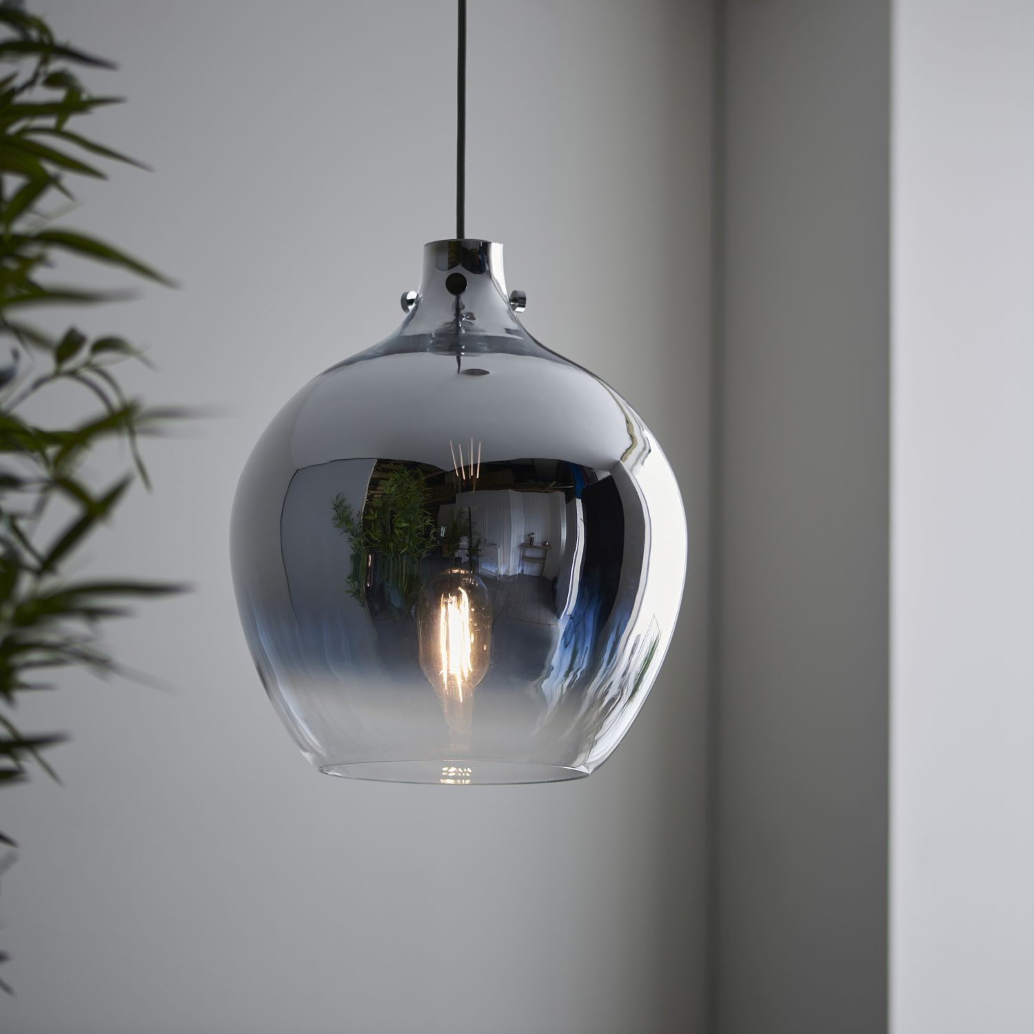Lampe à suspendre verre fumé métal Ø 32 cm chrome gris miroir E27