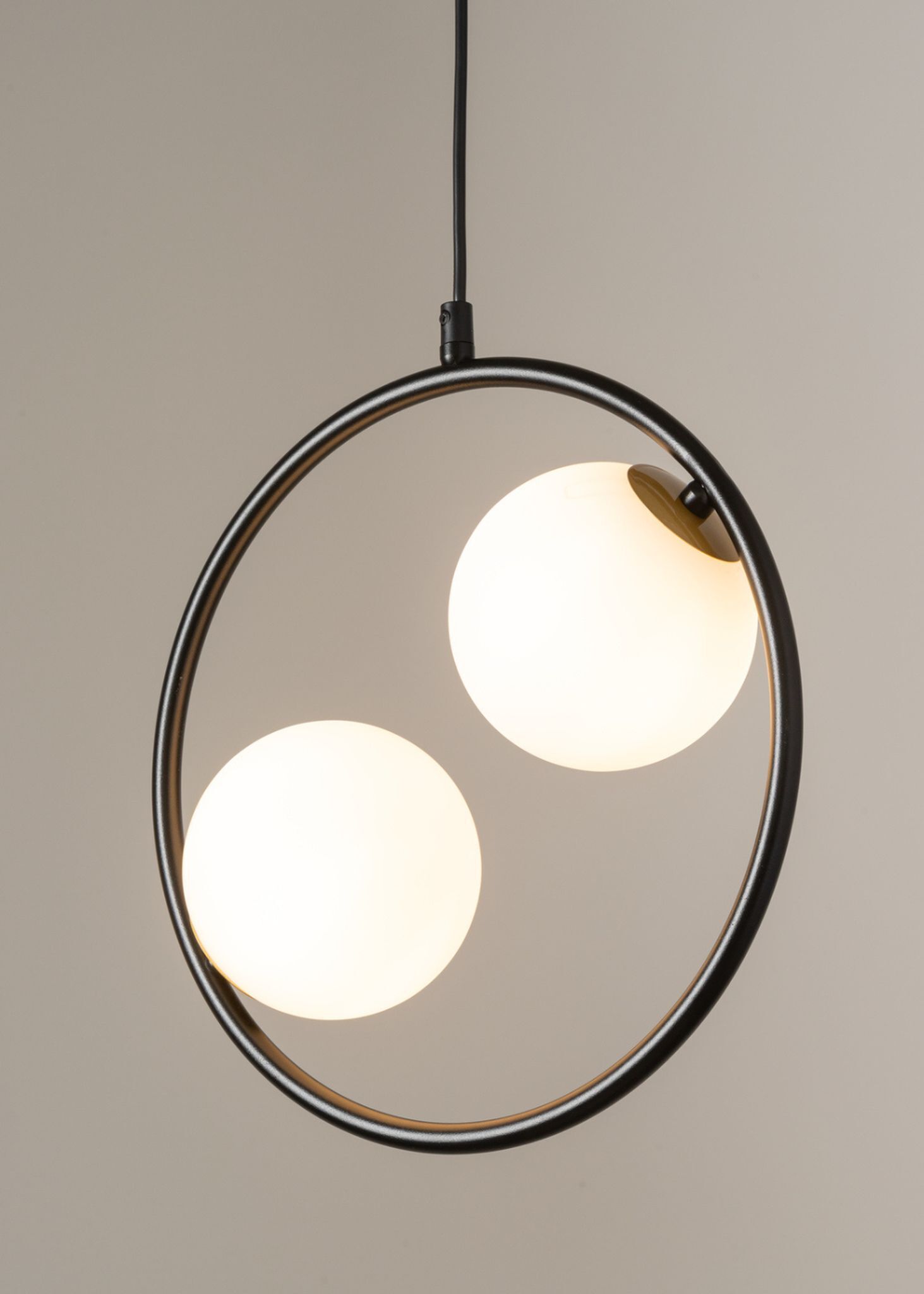 Lampe à suspendre noire Moderne Verre Boule Métal jusqu'à 0,9 cm