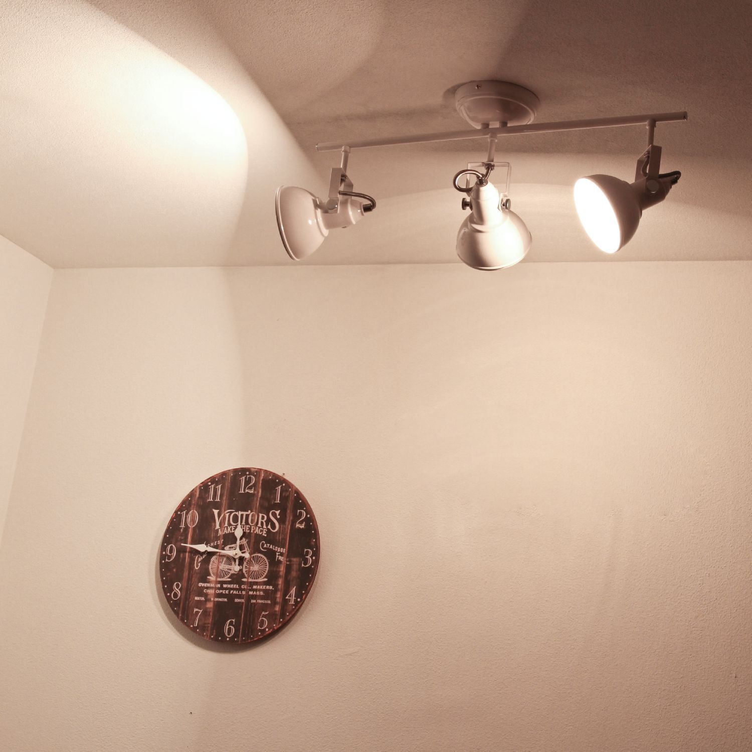 Projecteur rétro orientable blanc 3-flmg E14 GINA Beleuchtung, Leuchte