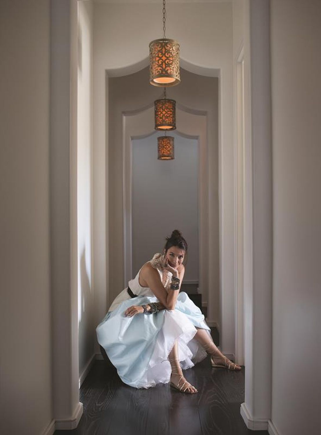 Suspension ADORNO métal lin design vintage Kleid, Formelle Kleidung, Hochzeitskleid, Photographie