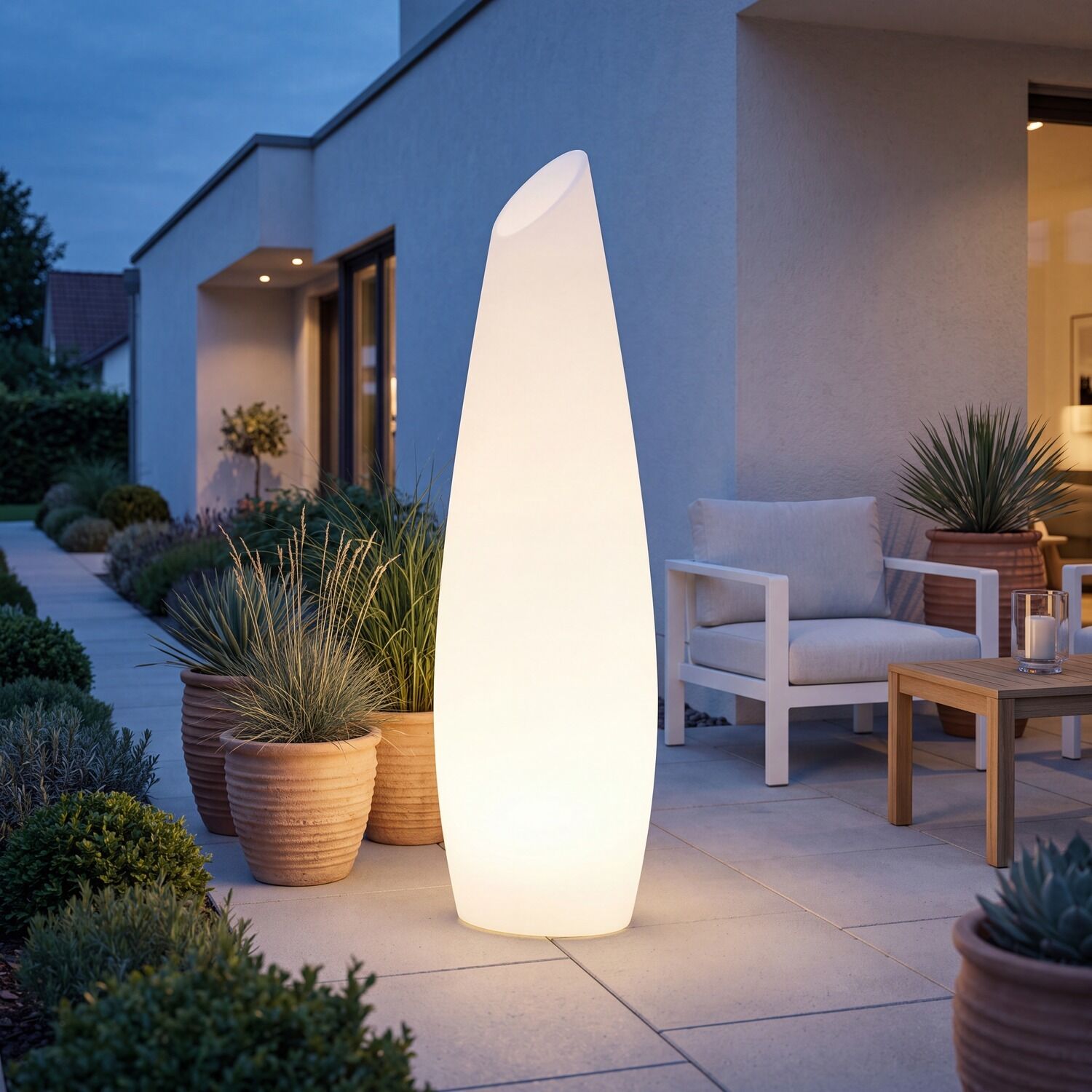 Außenlampe, LED-Lampe, Dekorationslampe, Gartenlampe, Kegel-Lampe