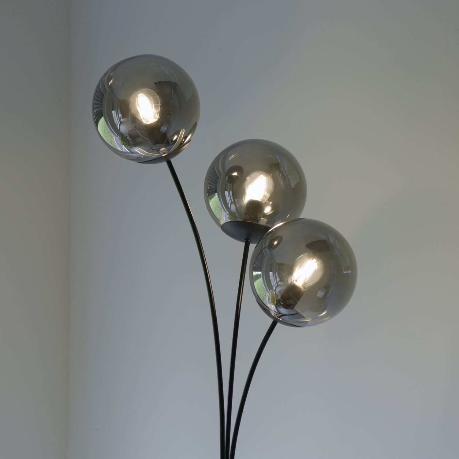 Lampadaire stylé verre fumé bois E14 185 cm 3 flammes