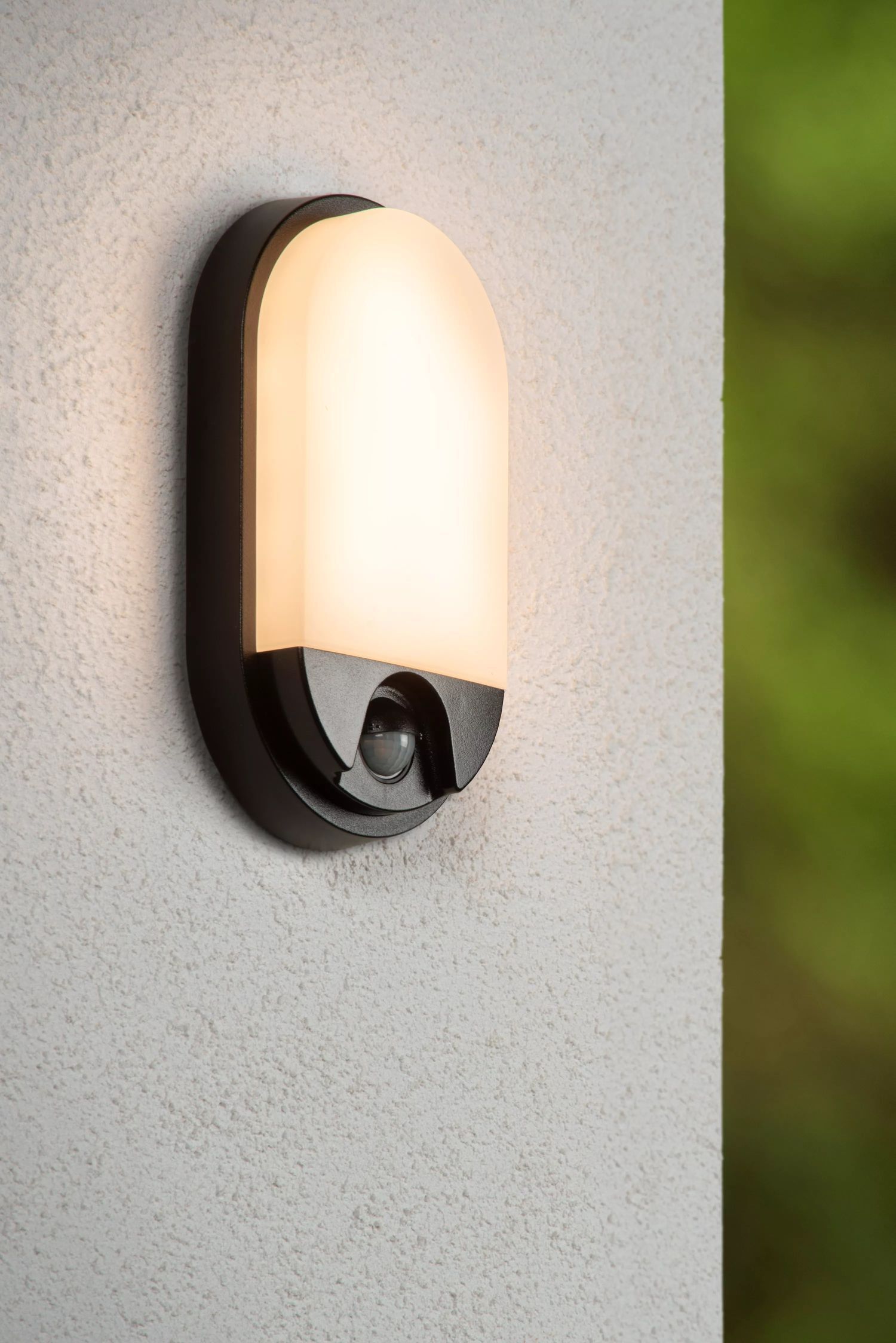 Applique murale LED avec détecteur de mouvement Noir IP54 3000 K
