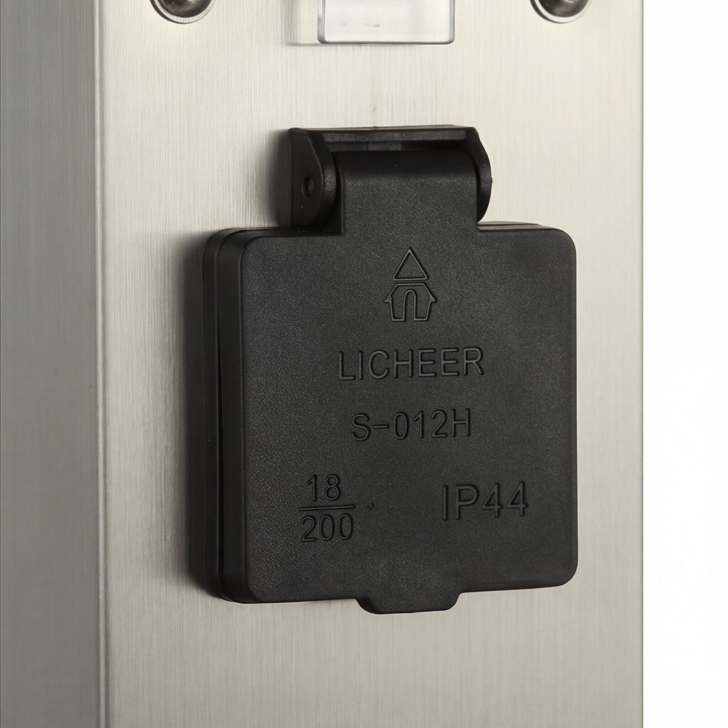 energiesaeule-mit%20steckdose-und-timer-fuer-aussen-steckdose-garten-terrasse-edelstahl-le55615-3 s-012h, ip44, sensor, door, cover