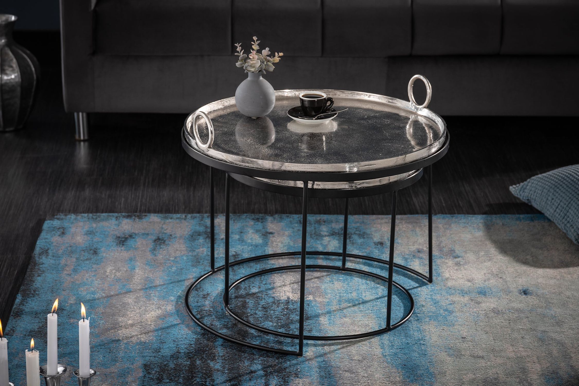 Set de 2 tables d'appoint avec plateaux Métal argenté noir Set de 2 tables d'appoint avec plateaux Métal argenté noir