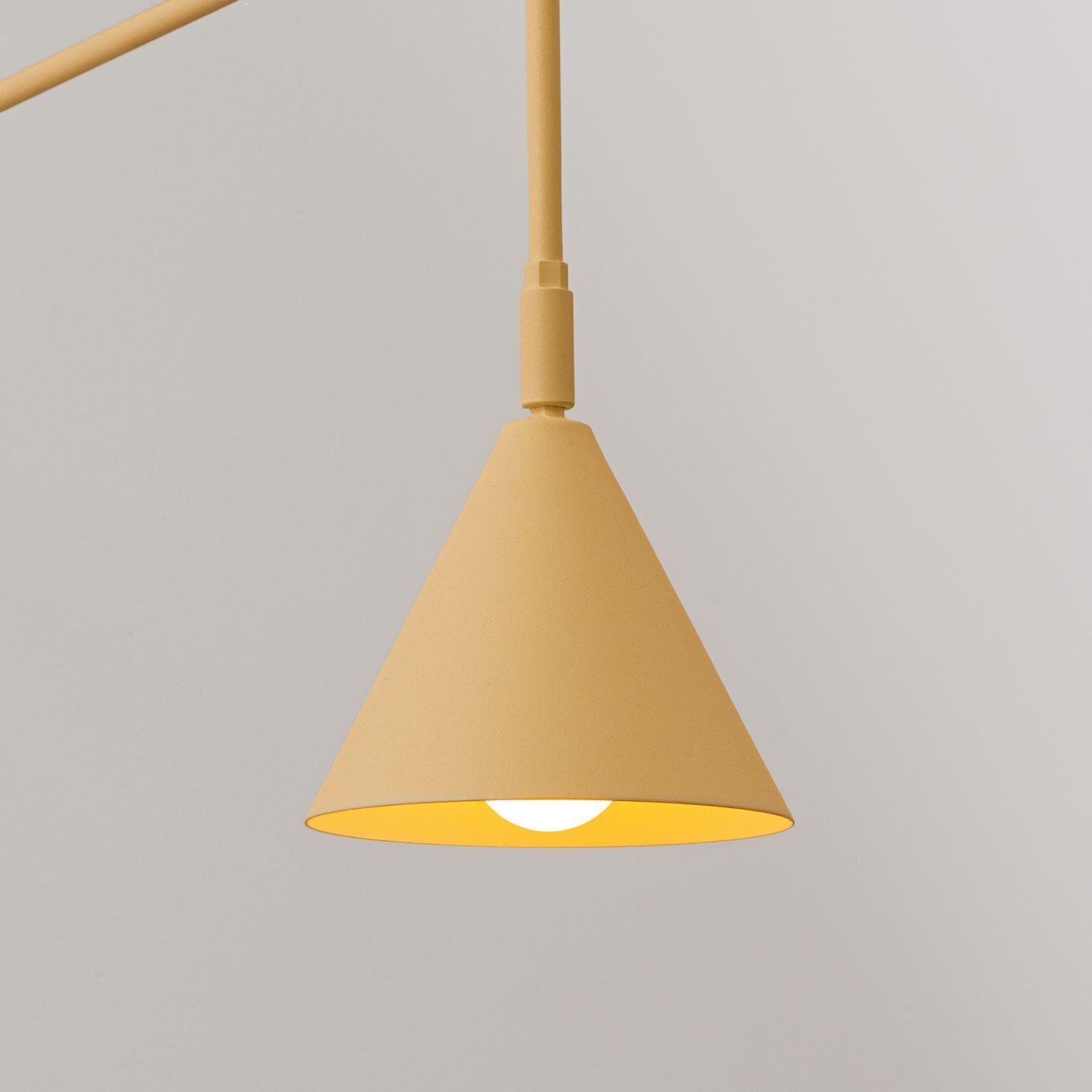 Lampe, Pendelleuchte, Kegelform, Gelb, Beleuchtung