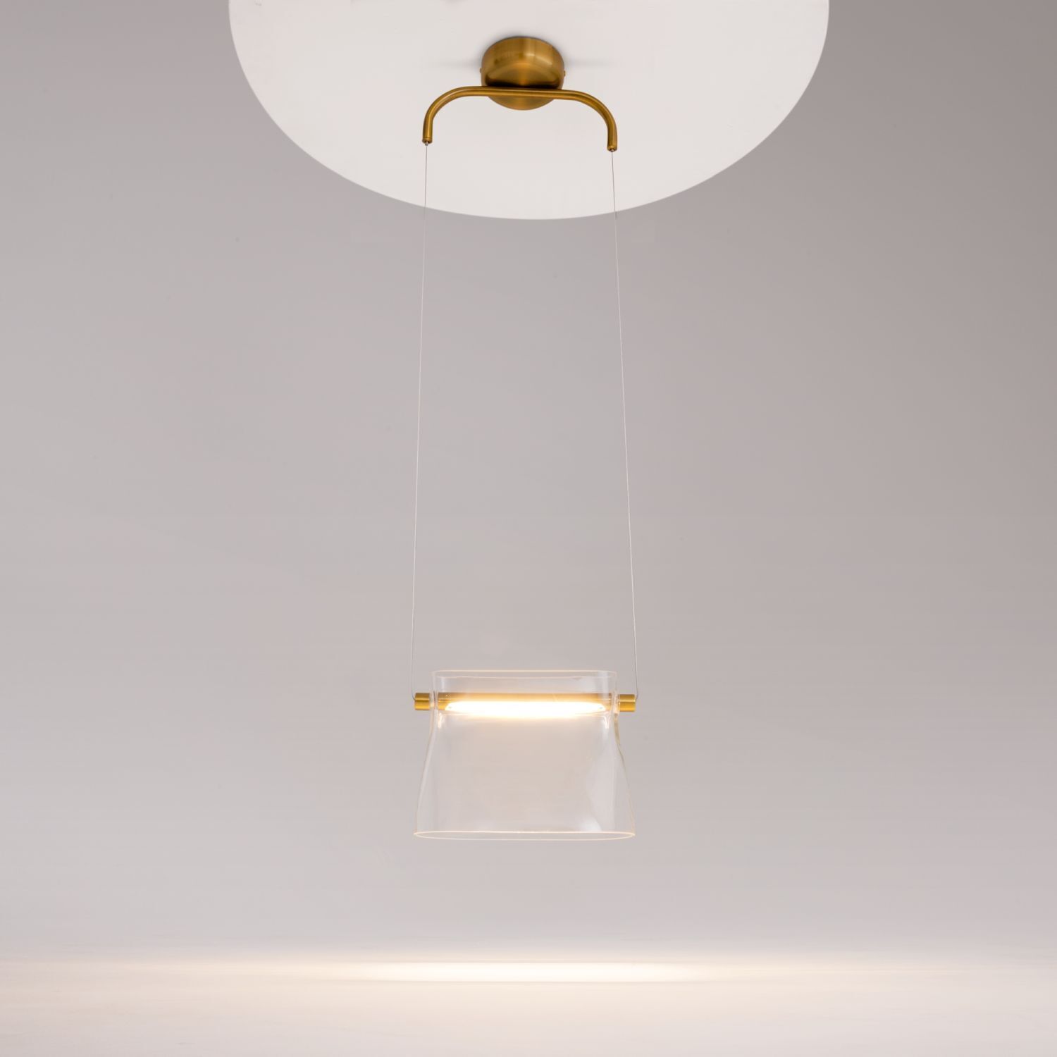 Suspension métal verre LED H : max. 329 cm en laiton
