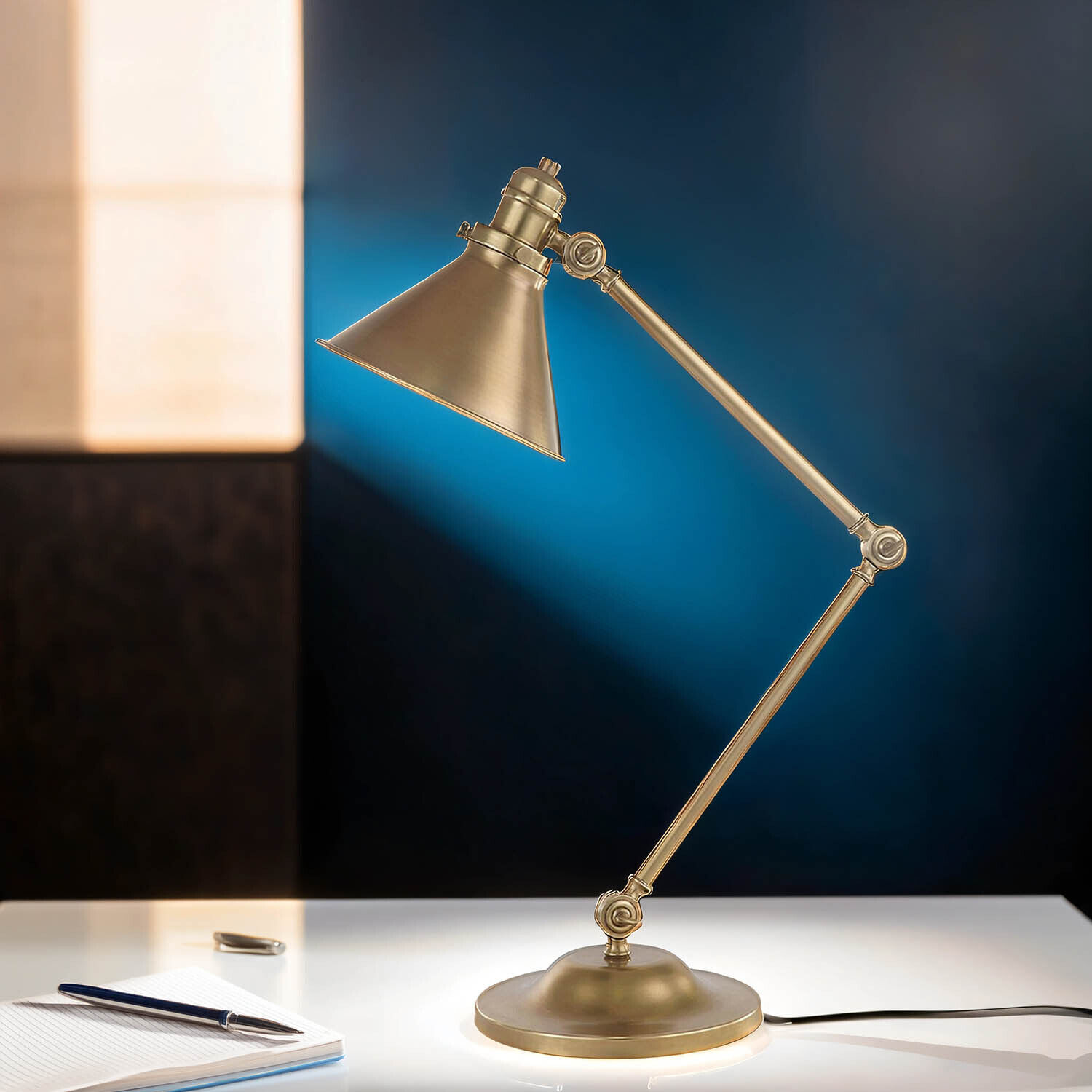 Lampe de bureau ISMENE laiton H:66cm Lampe