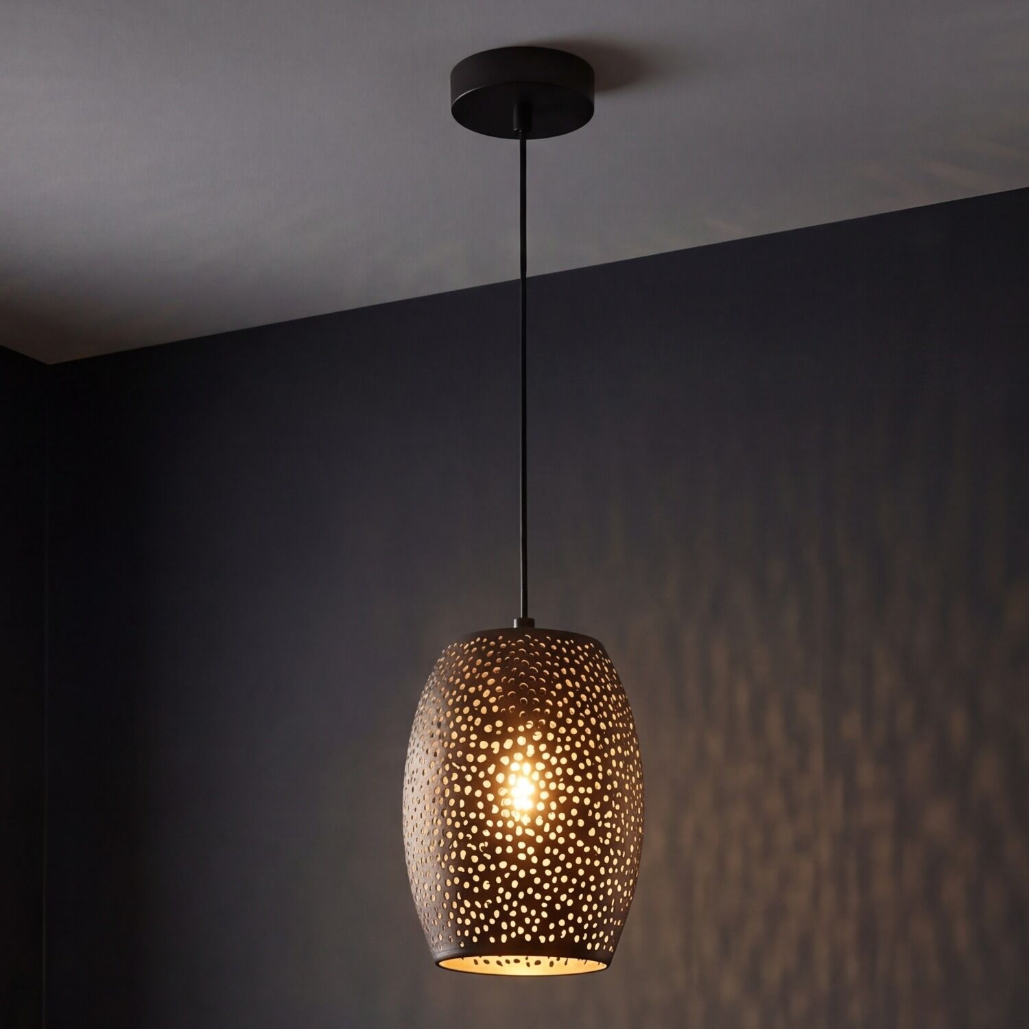 hängelampe, loungeleuchte, kugelform, metall, loftstil