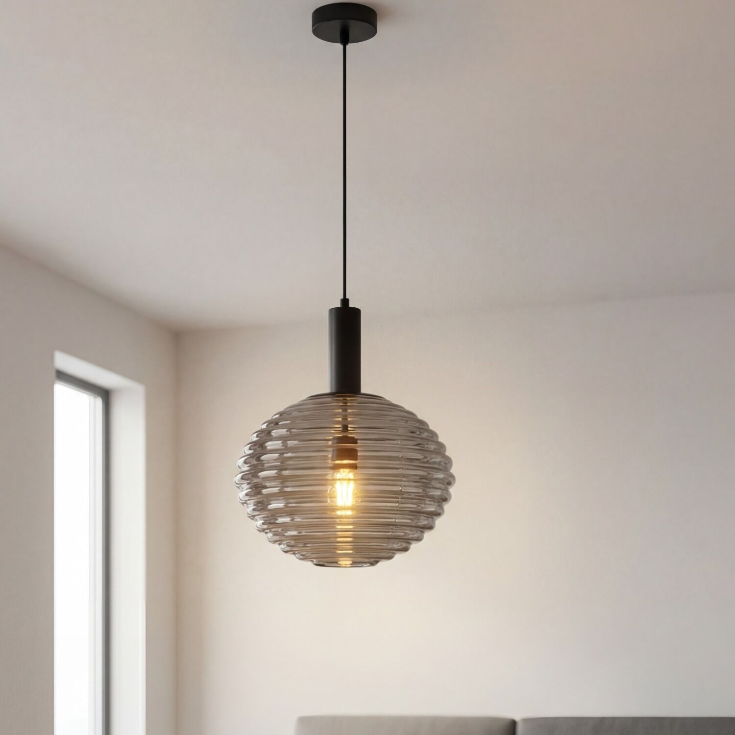 Suspension élégante en verre fumé Ø32 cm E27 décoratif