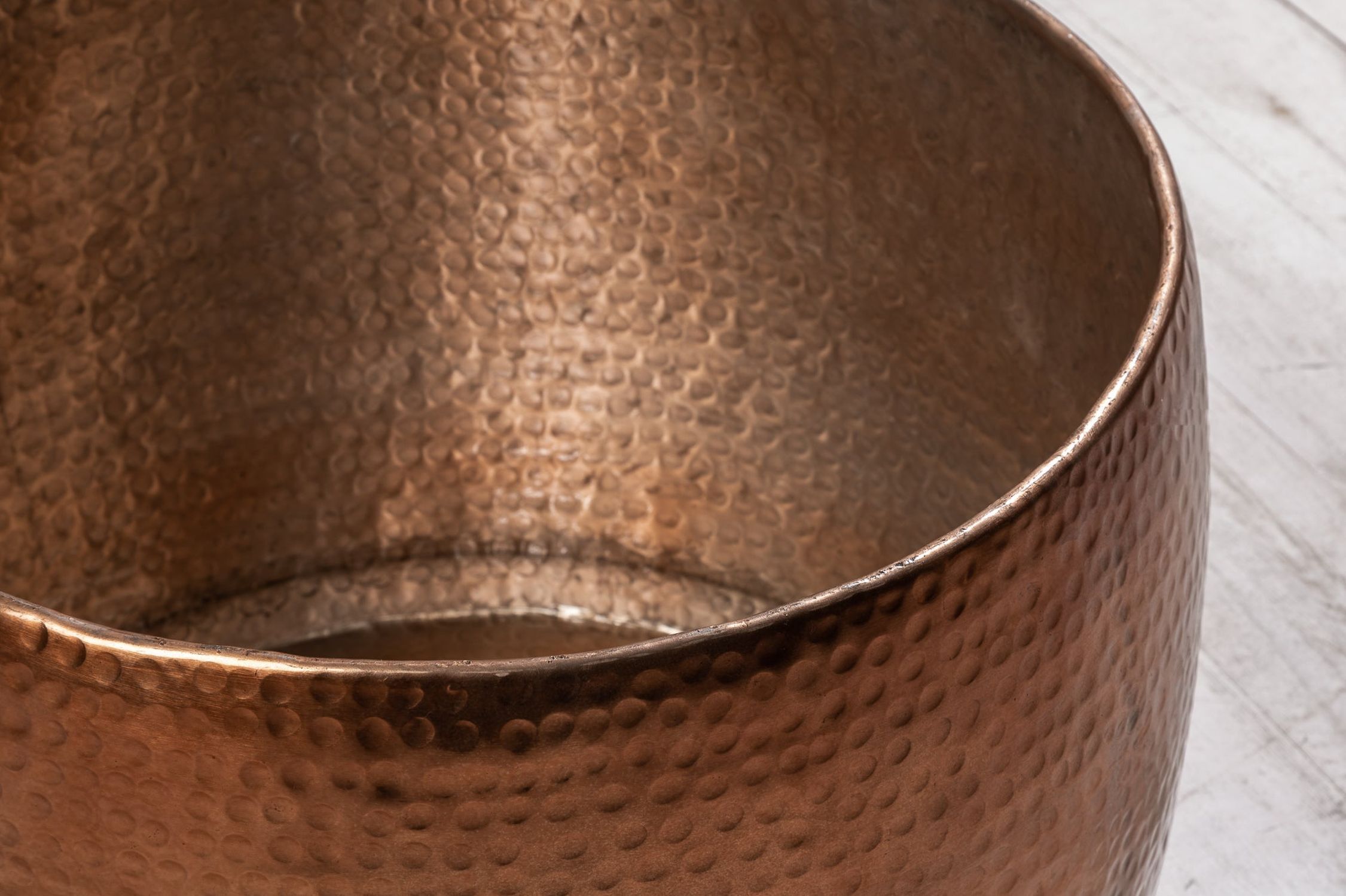 Table basse ronde Ø 80 cm Métal en cuivre fait main Schale, Manschette