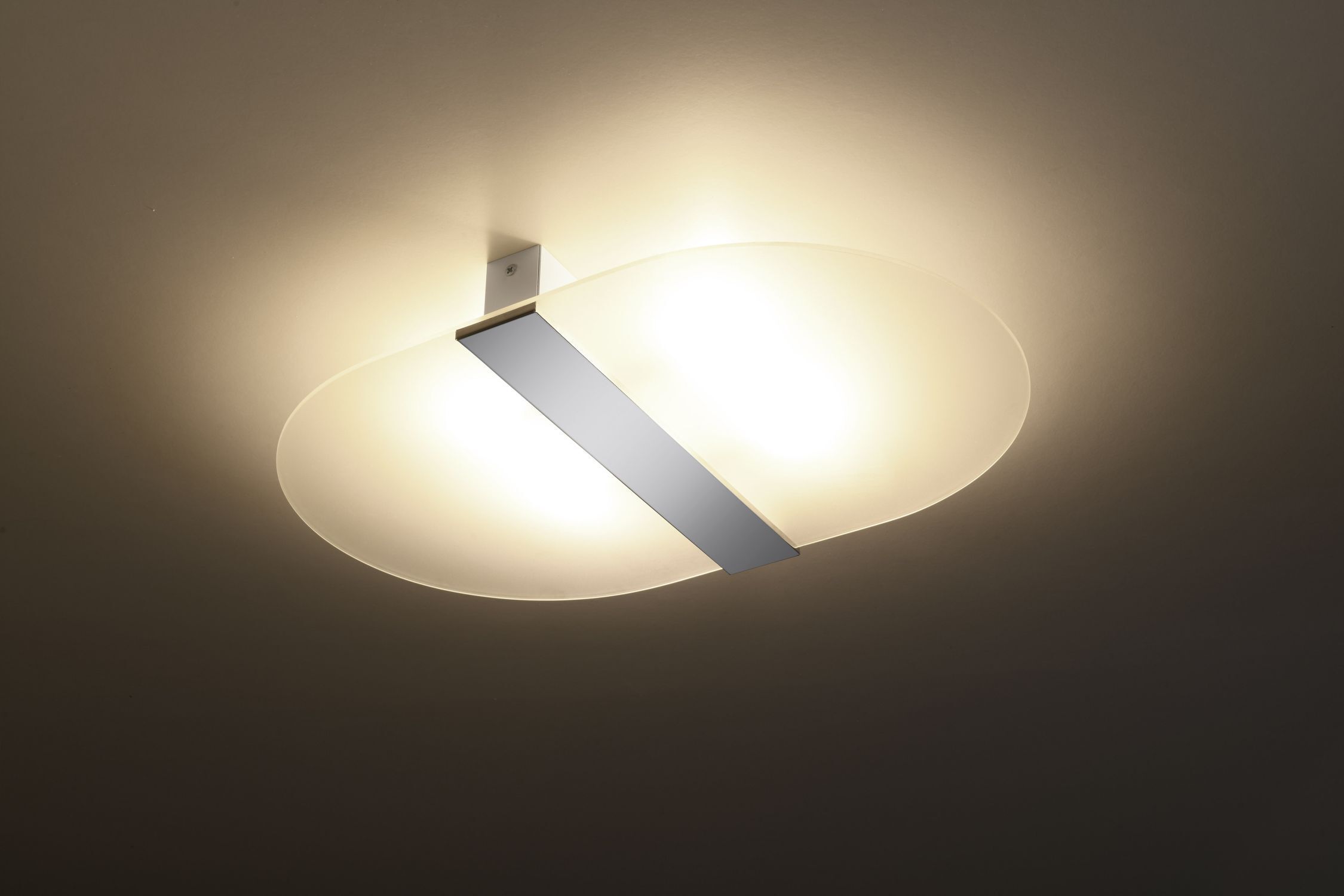 Plafonnier verre métal 45 cm long blanc chrome 4x G9