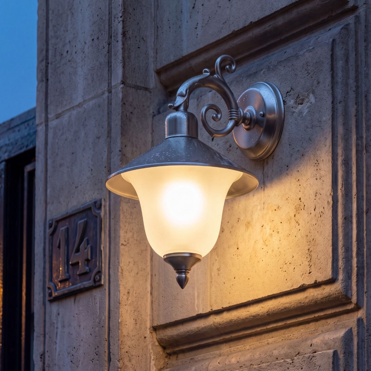 außenleuchte, wandlampe, eisen, stahl, glühbirne